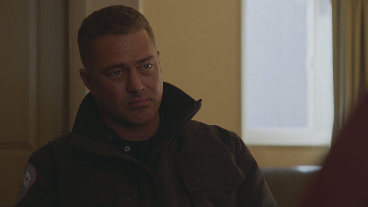 S10 Ep13 - Chicago Fire