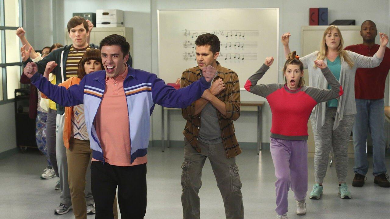 S8 Ep16 - The Middle