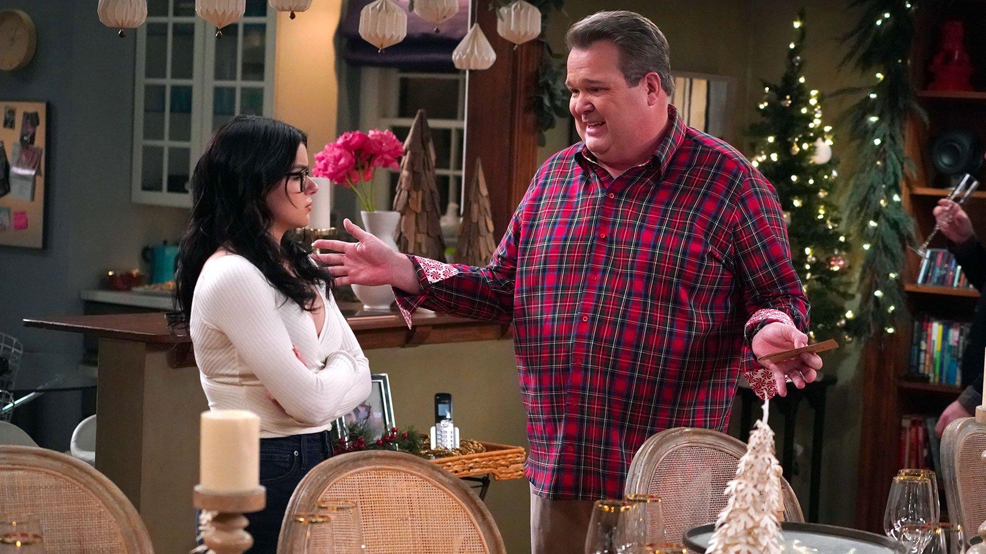 S11 Ep9 - Modern Family