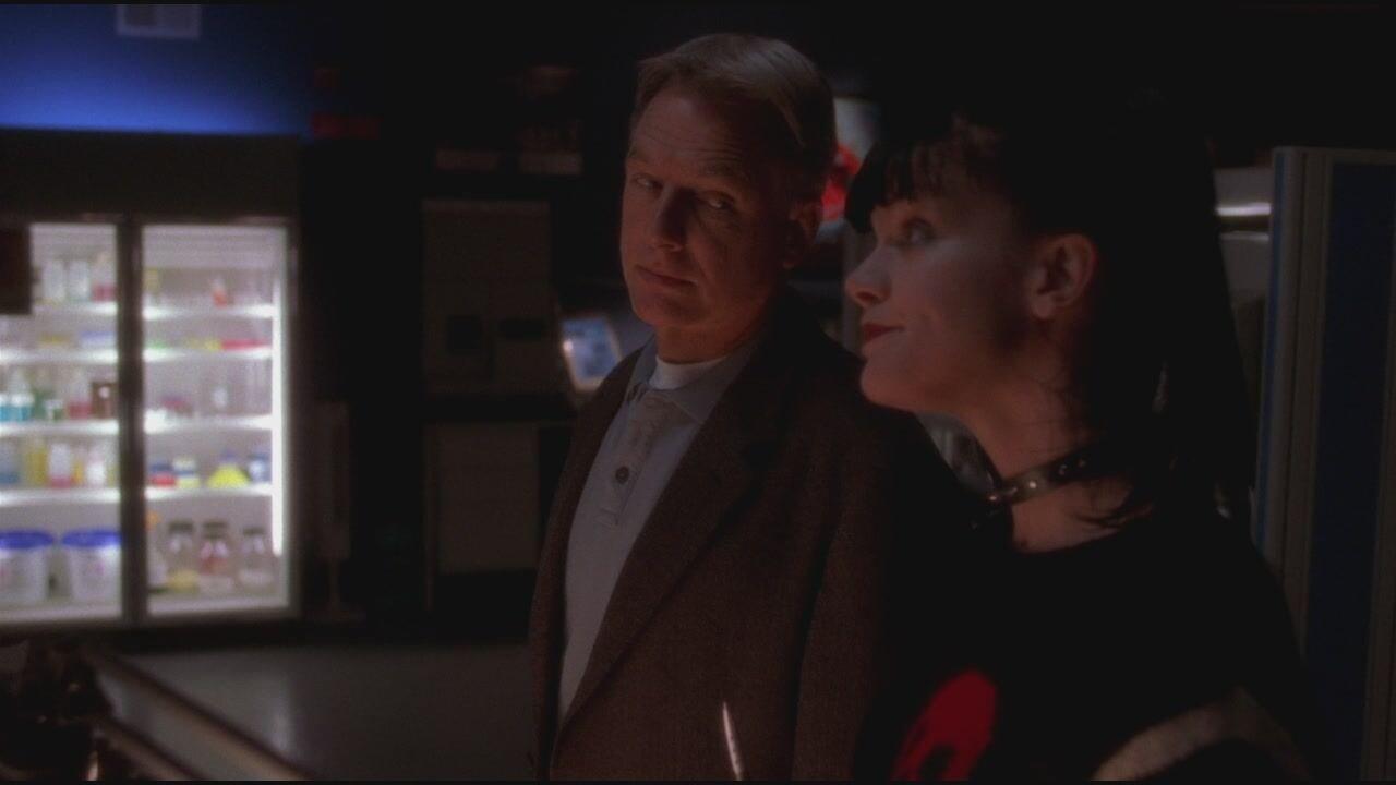 S2 Ep15 - NCIS - Unita' Anticrimine