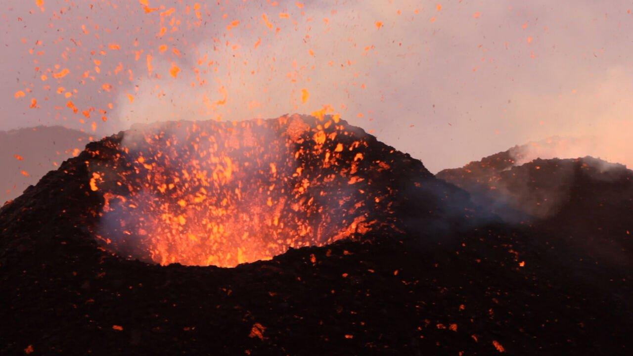 Speciale Etna 1992: il giorno che l'uomo domo' il vulcano