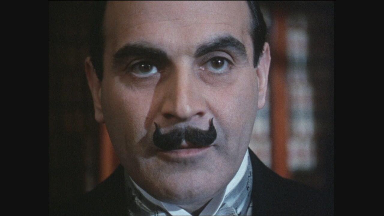 S1 Ep9 - Poirot