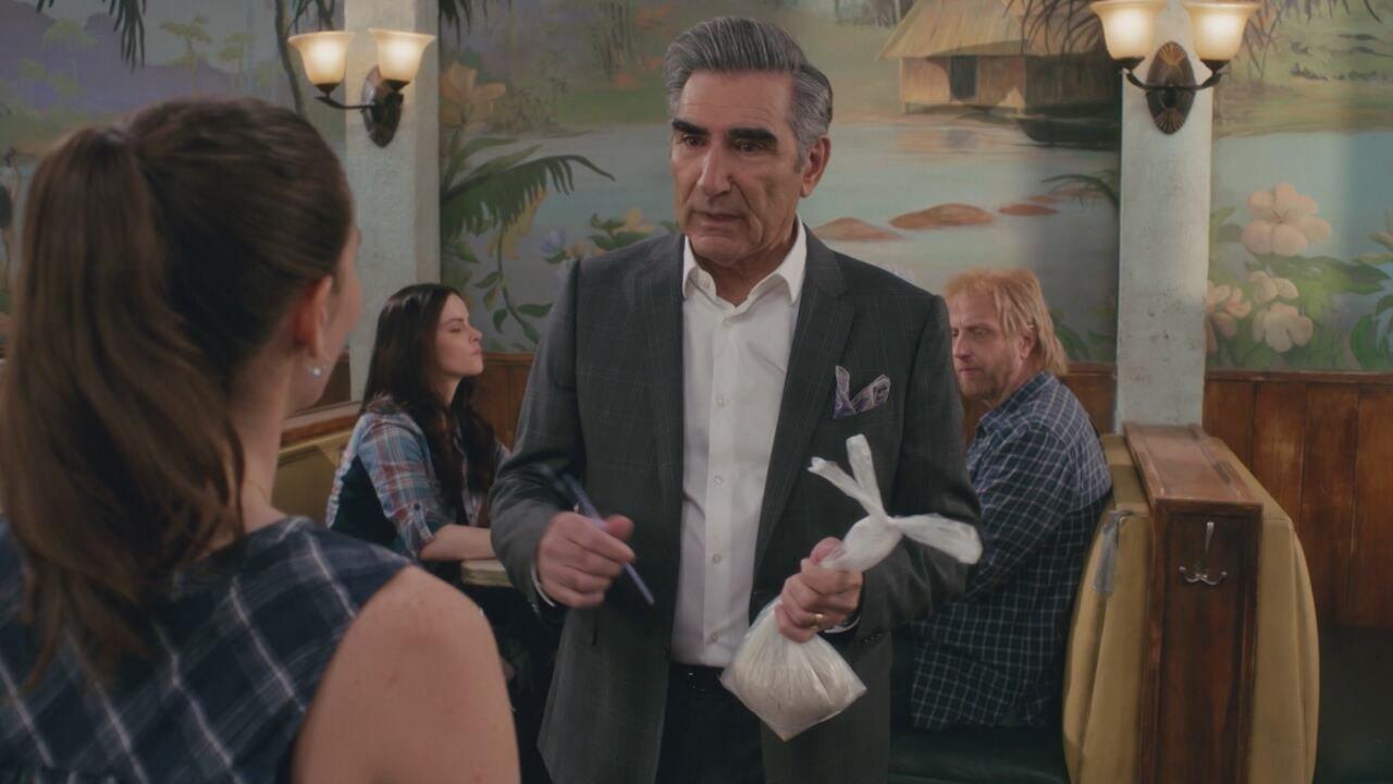 S5 Ep1 - Schitt's Creek