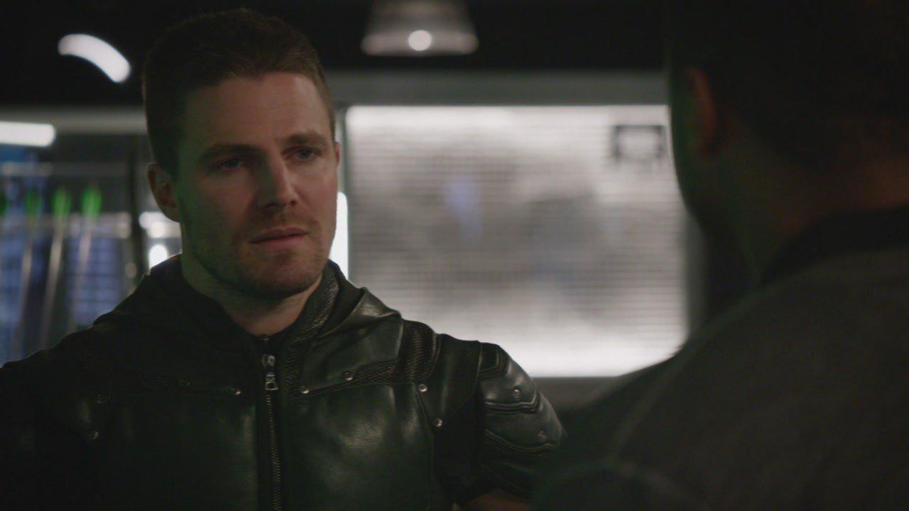 S4 Ep18 - Arrow