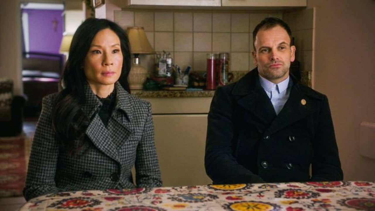 Elementary S7E4 - Semaforo rosso, semaforo verde