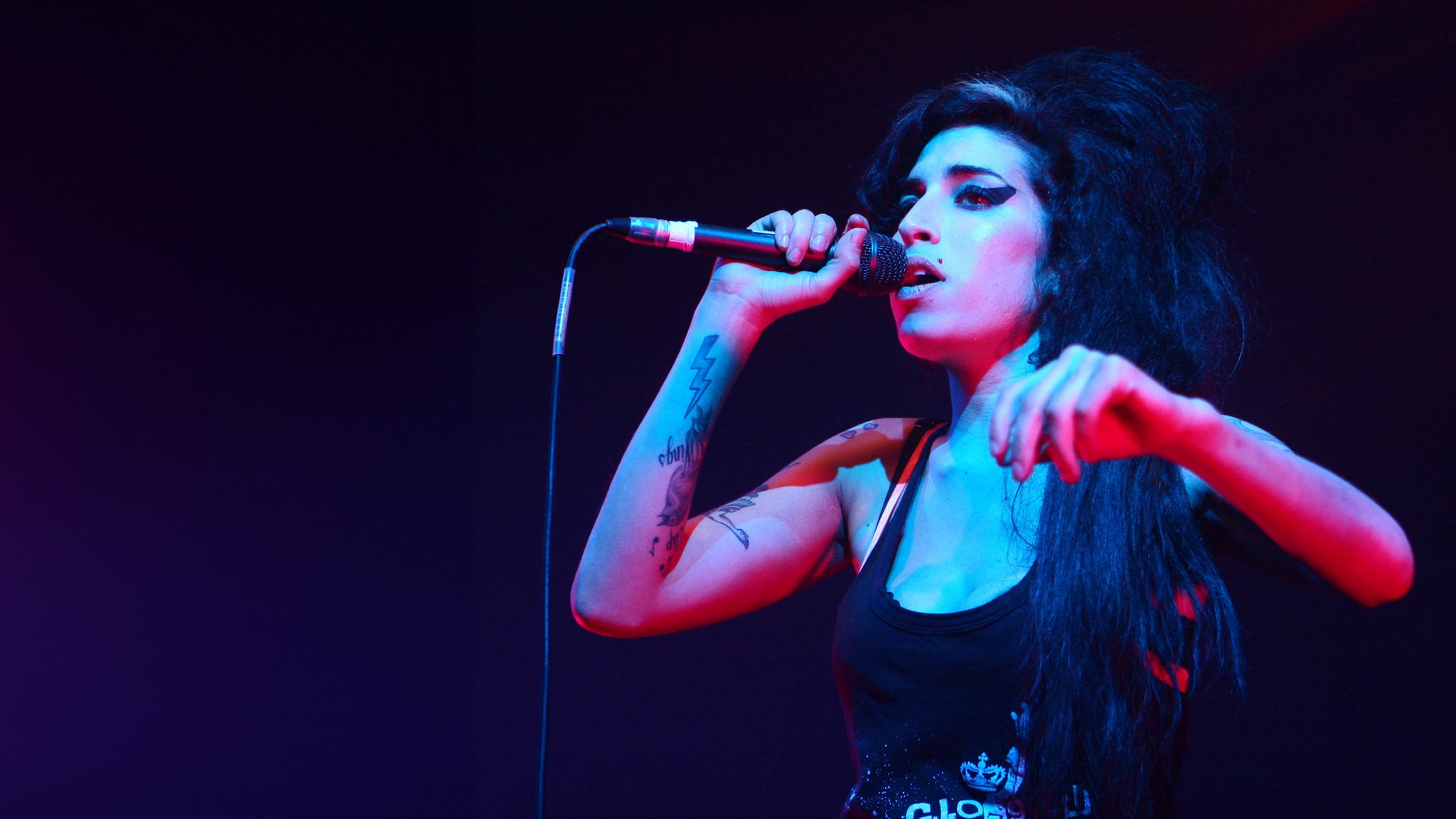 Amy Winehouse Live At Shepherd's Bush