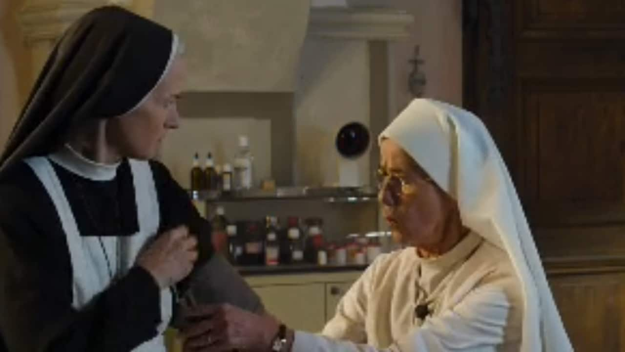 Un ciclone in convento S13E7 - Dolce amore