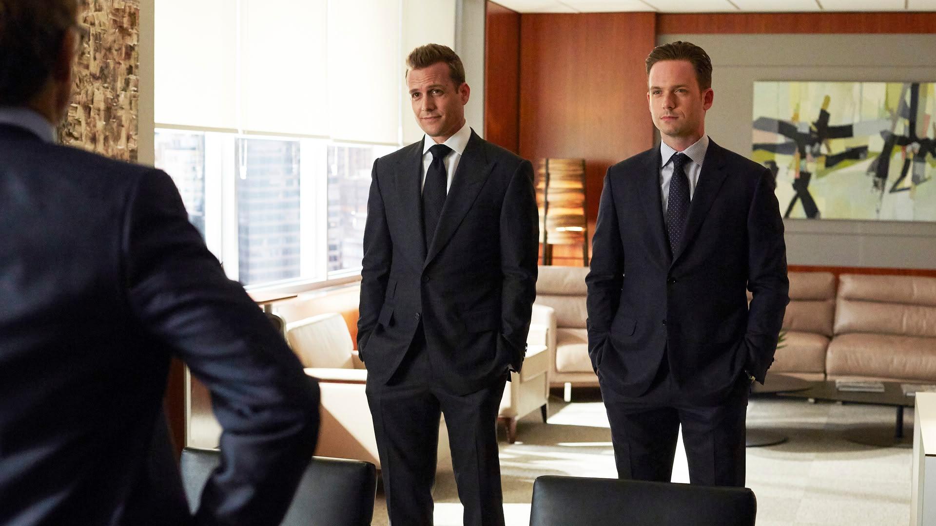 S5 Ep1 - Suits