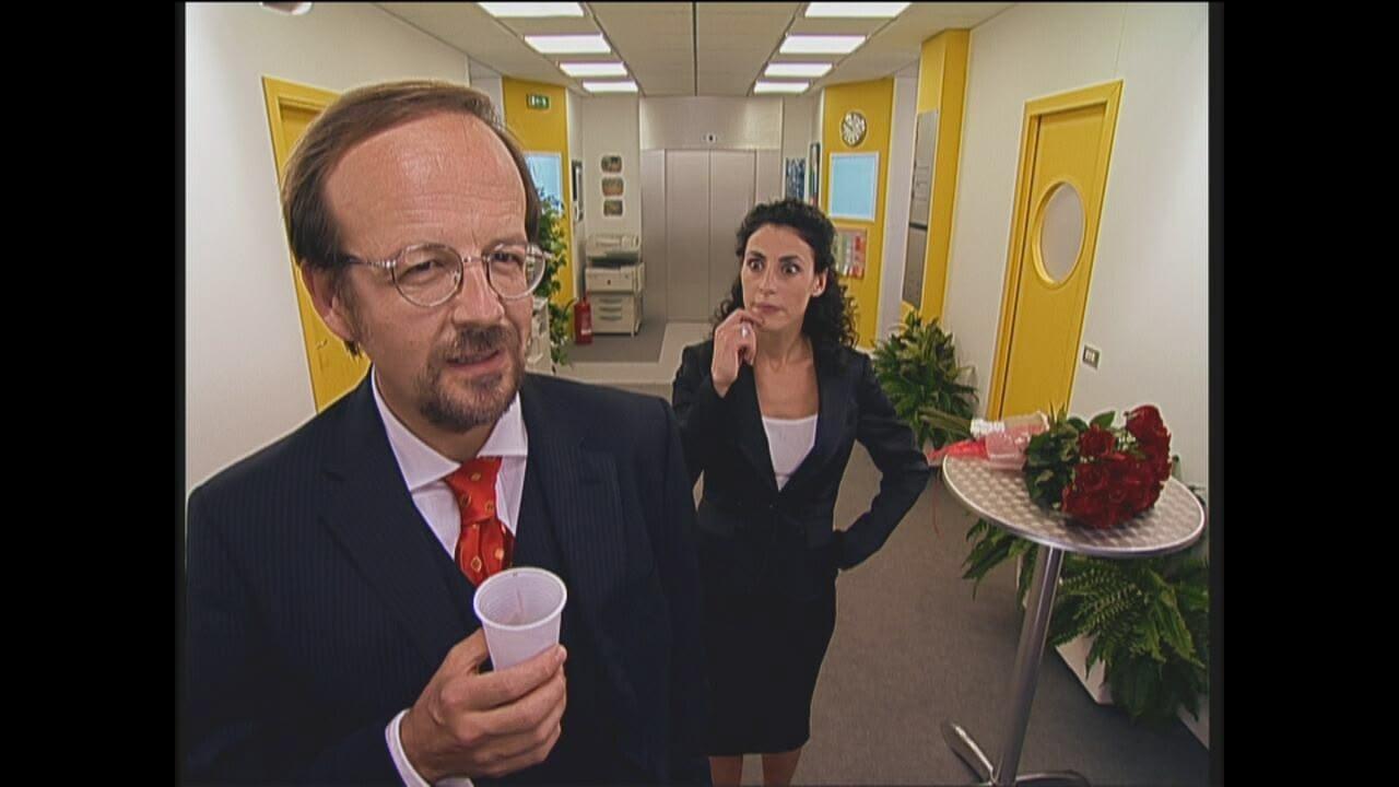 S5 Ep76 - Camera Cafe'