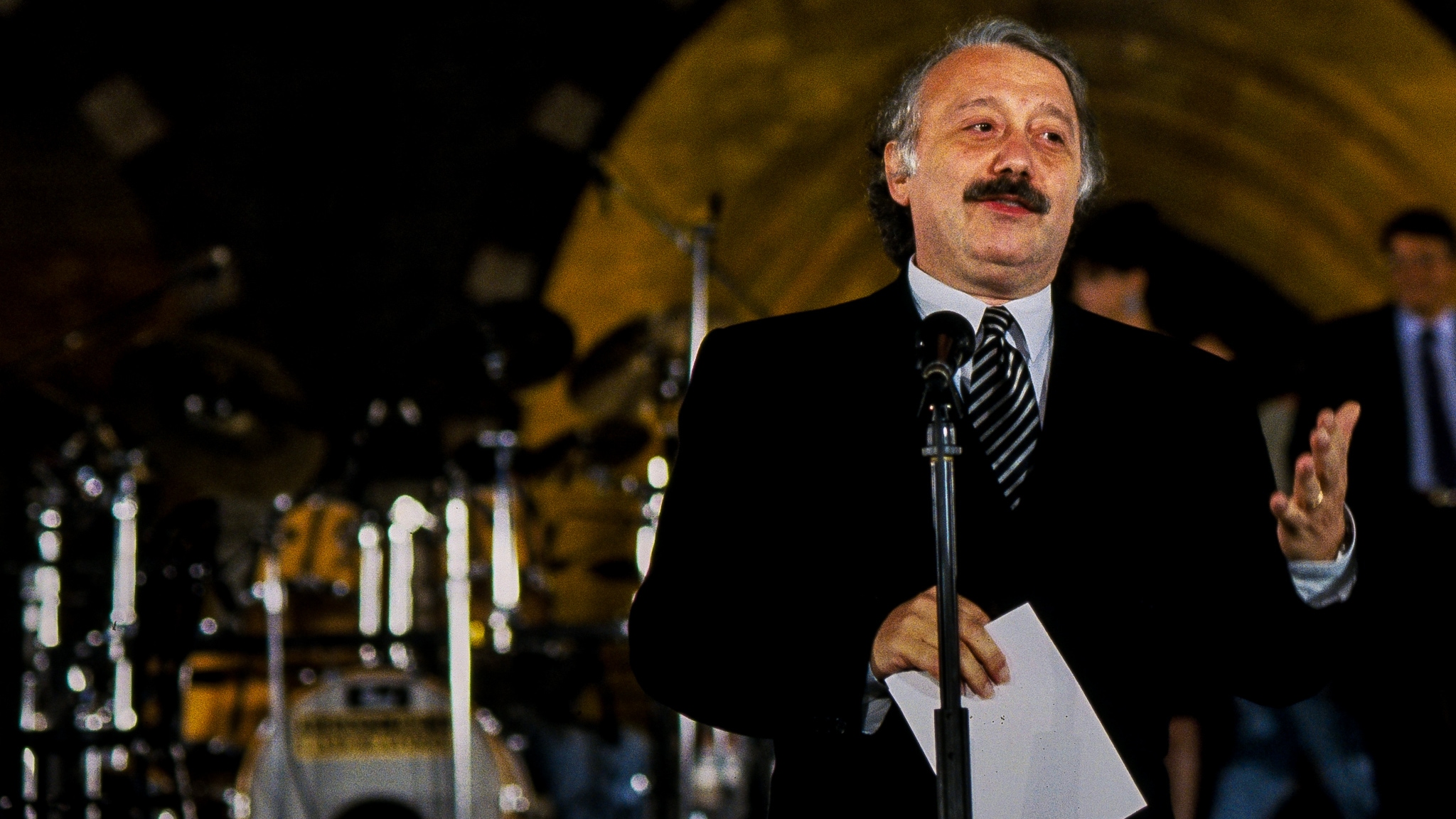 La stagione dei Blitz - Un programma innovativo riletto dopo 25 anni: Miguel Bosè