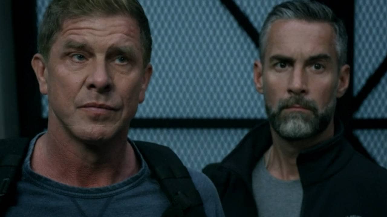S.W.A.T. S2E1 - Trema la città