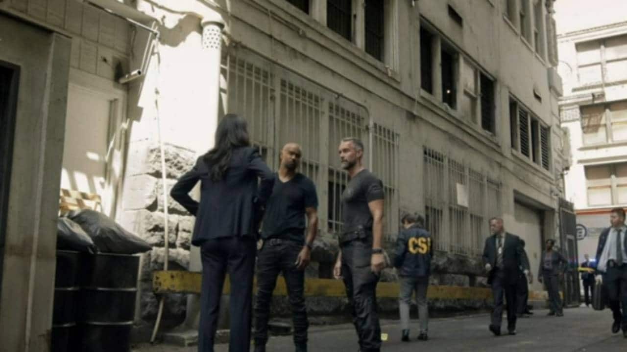 S.W.A.T. S2E6 - Mai più