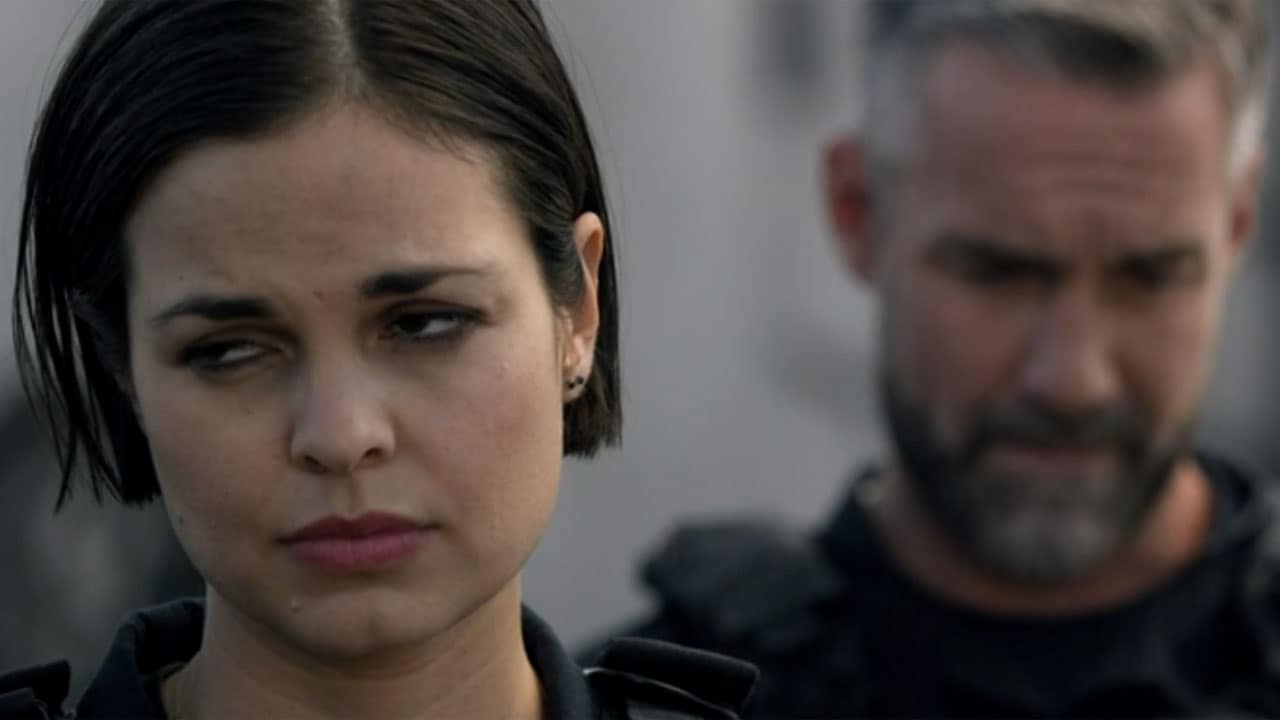 S.W.A.T. S2E8 - Nella rete