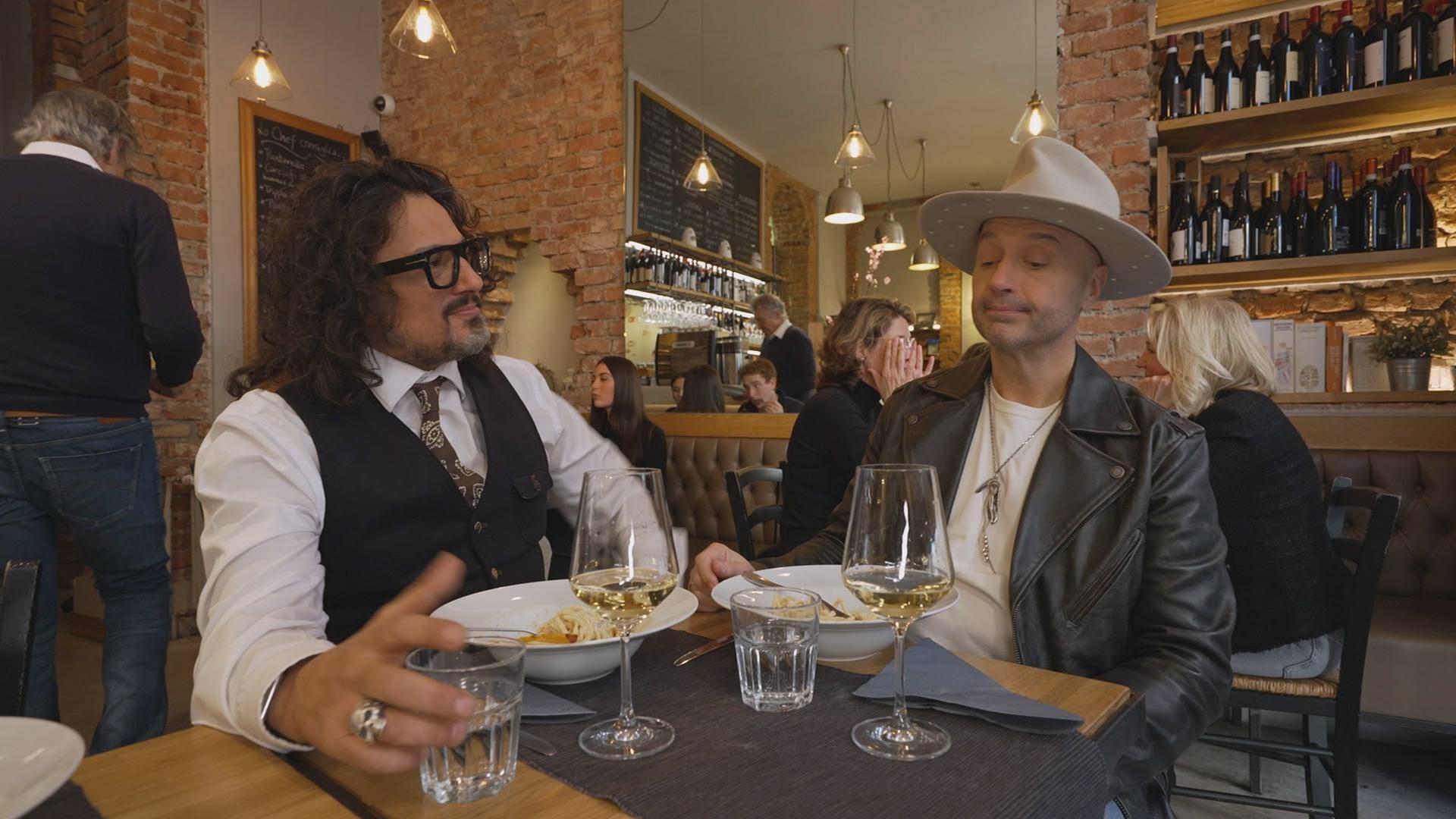S1 Ep1 - Foodish