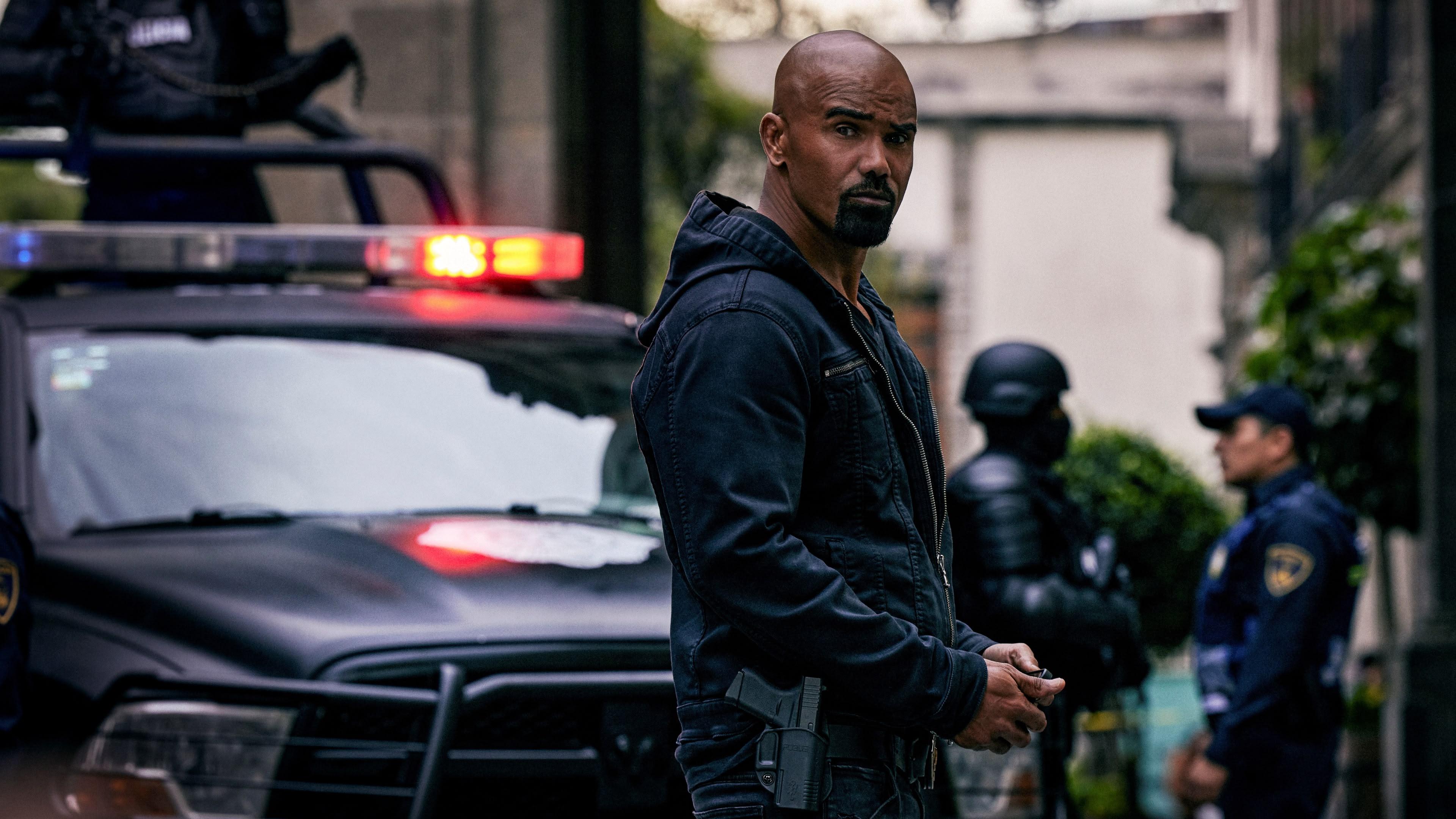 S7 Ep1 - S.W.A.T.