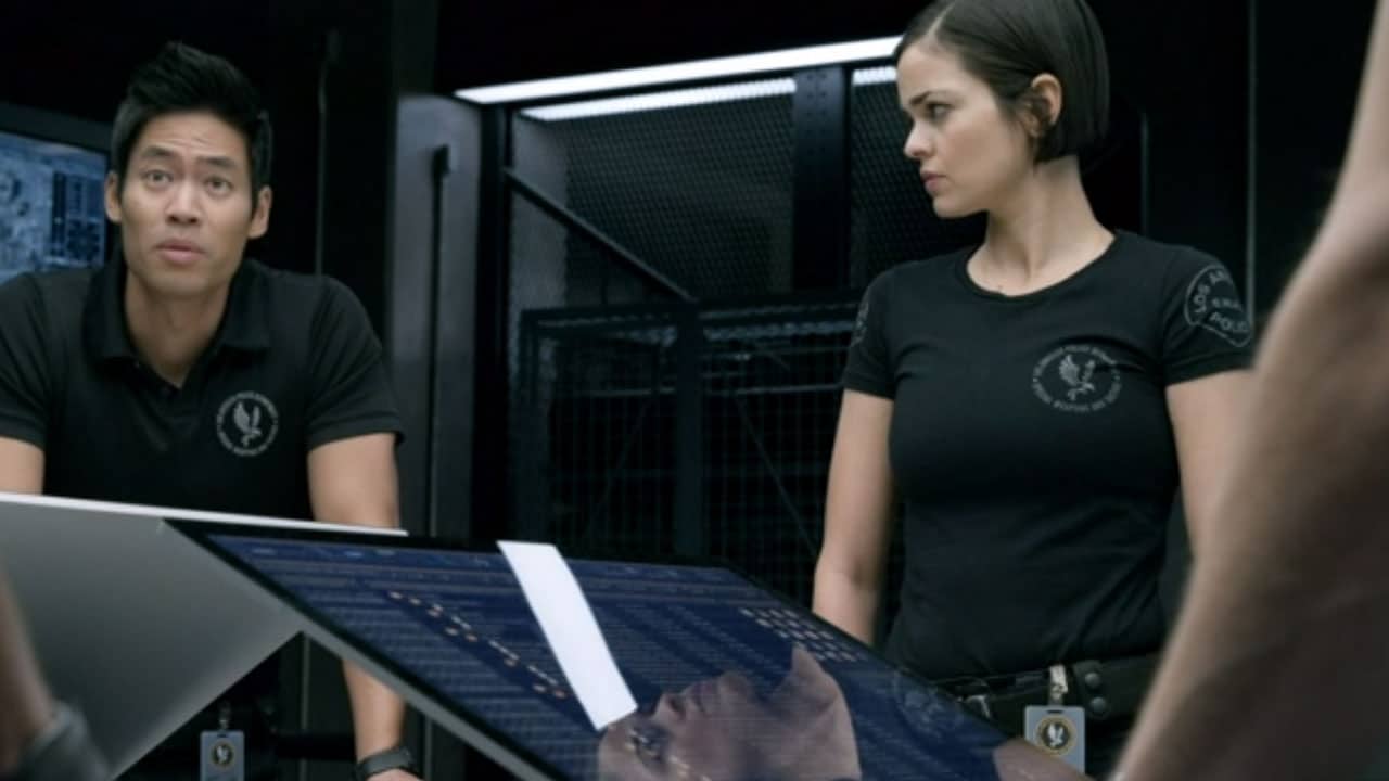 S.W.A.T. S2E12 - Talpe