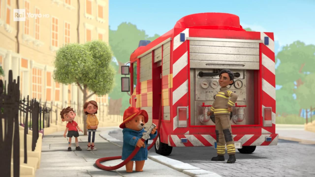 Le avventure di Paddington - S1E21 - Paddington e il camion dei pompieri - Paddington fa parte di un club