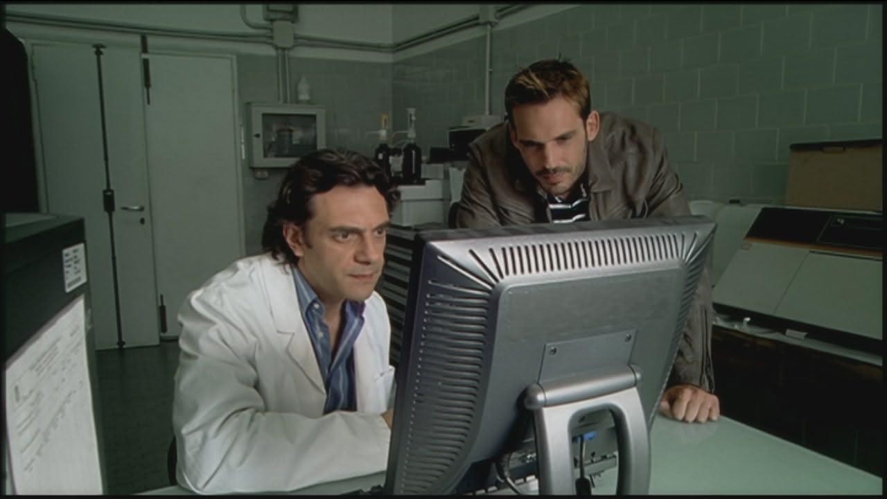 S7 Ep13 - Distretto di Polizia