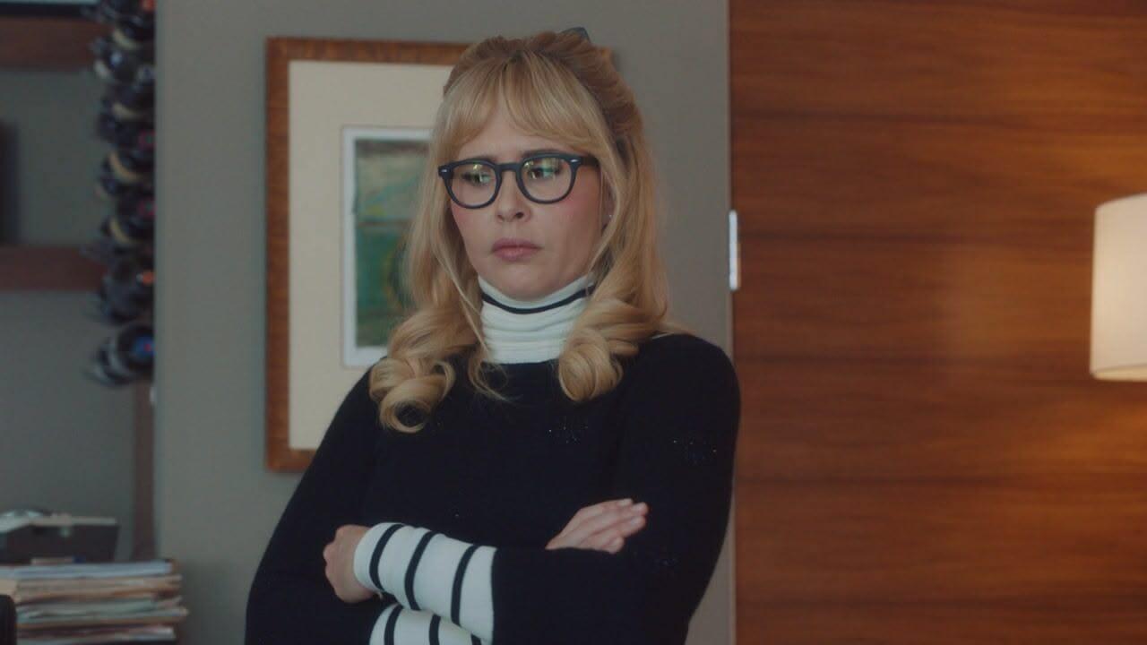 S4 Ep5 - Angie Tribeca