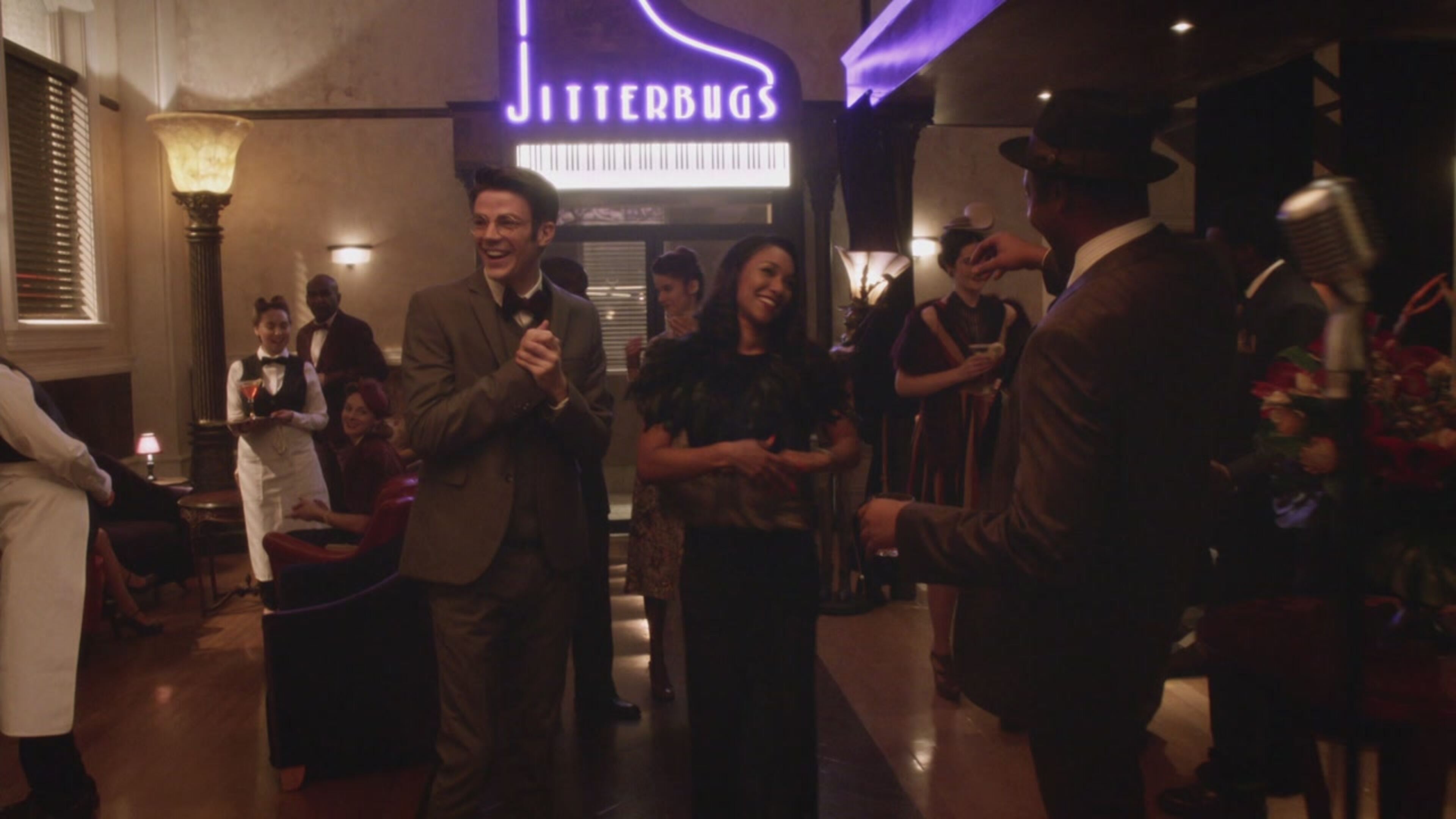 The Flash - S2 Ep13 Benvenuti su Terra-due