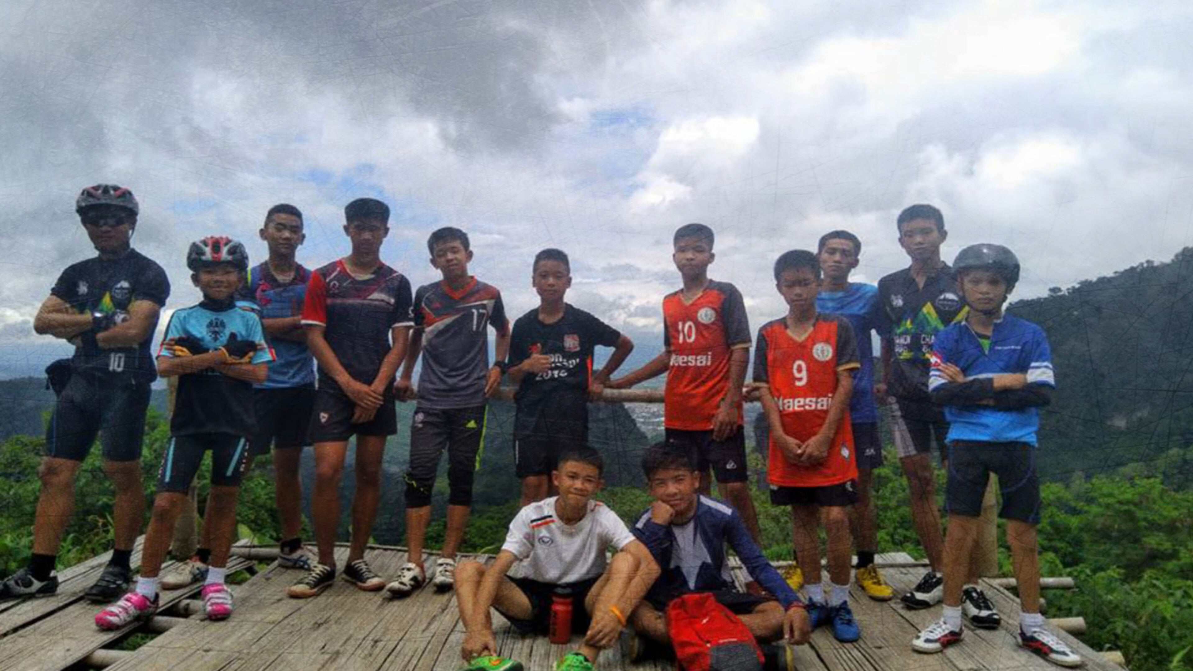 Thailande, la grotte de l'enfer - Regia di L. Bessi; FRA 2019