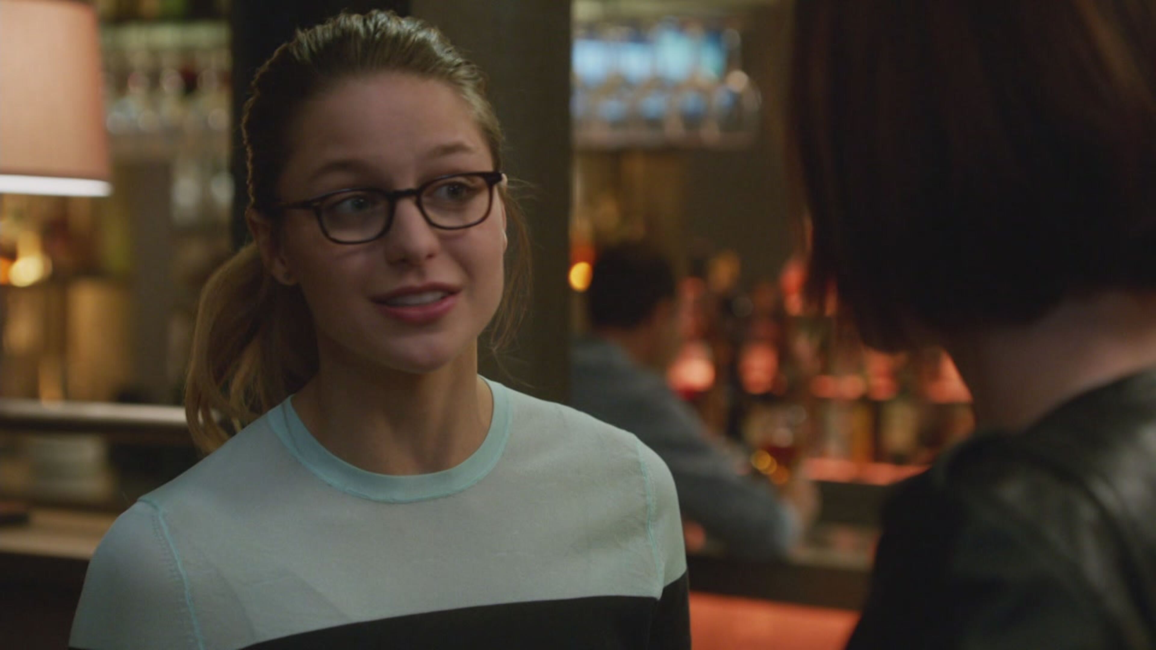 Supergirl - S1 Ep5 Livewire
