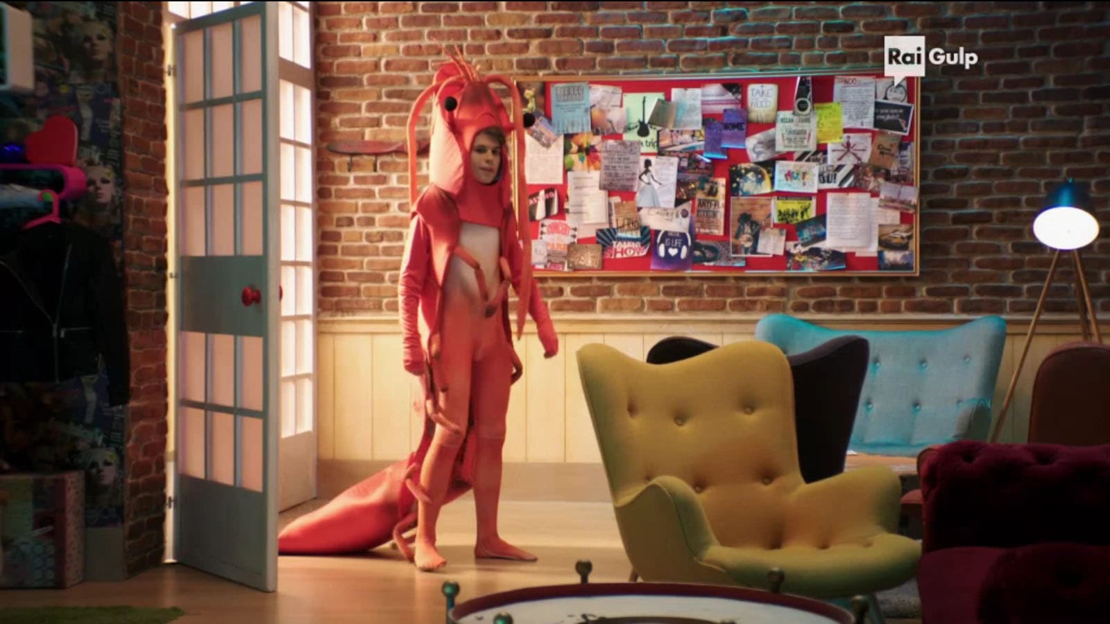 Maggie  Bianca - S2E16 - Reality