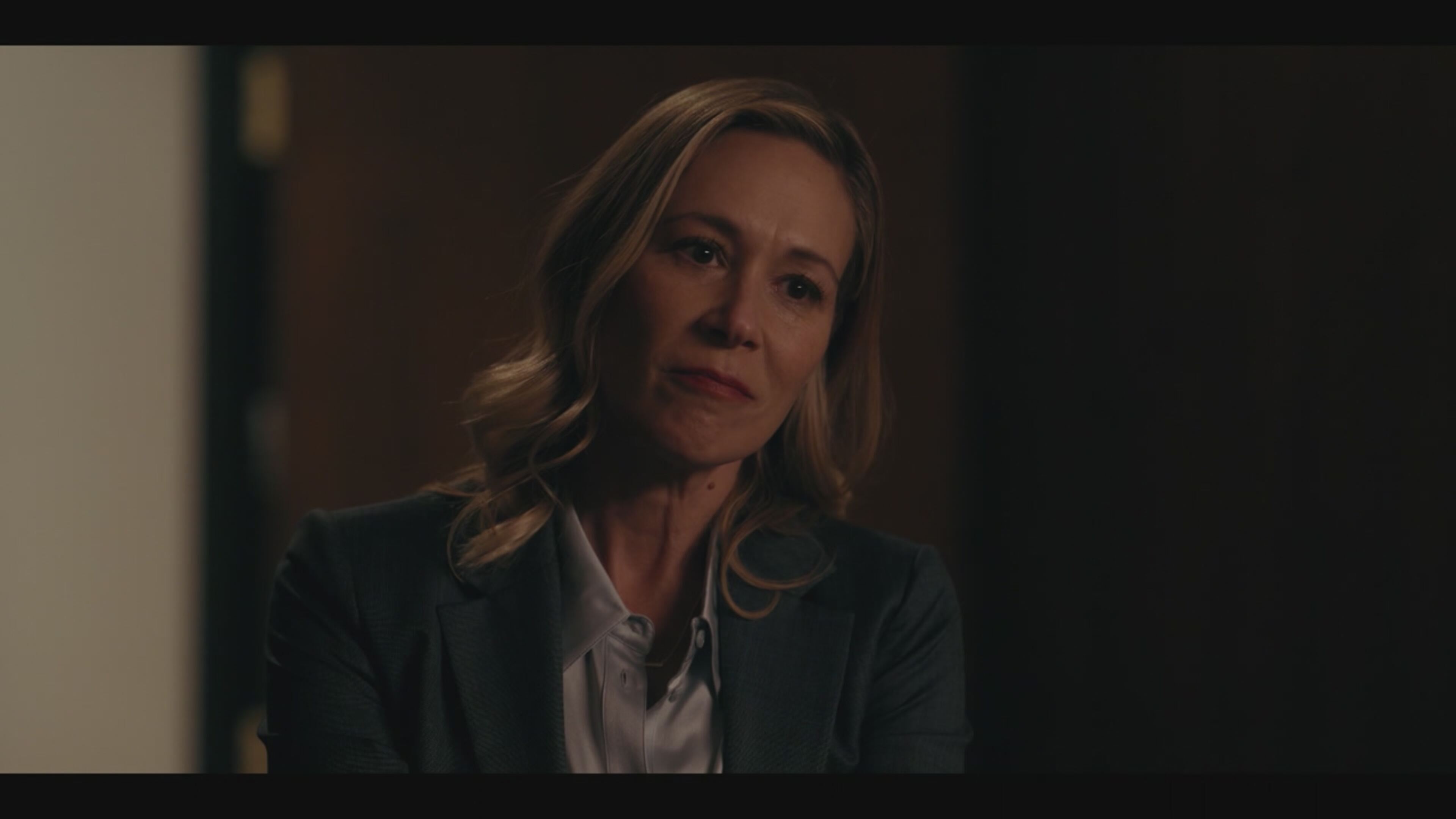 The Cleaning Lady - S1 Ep10 La corona