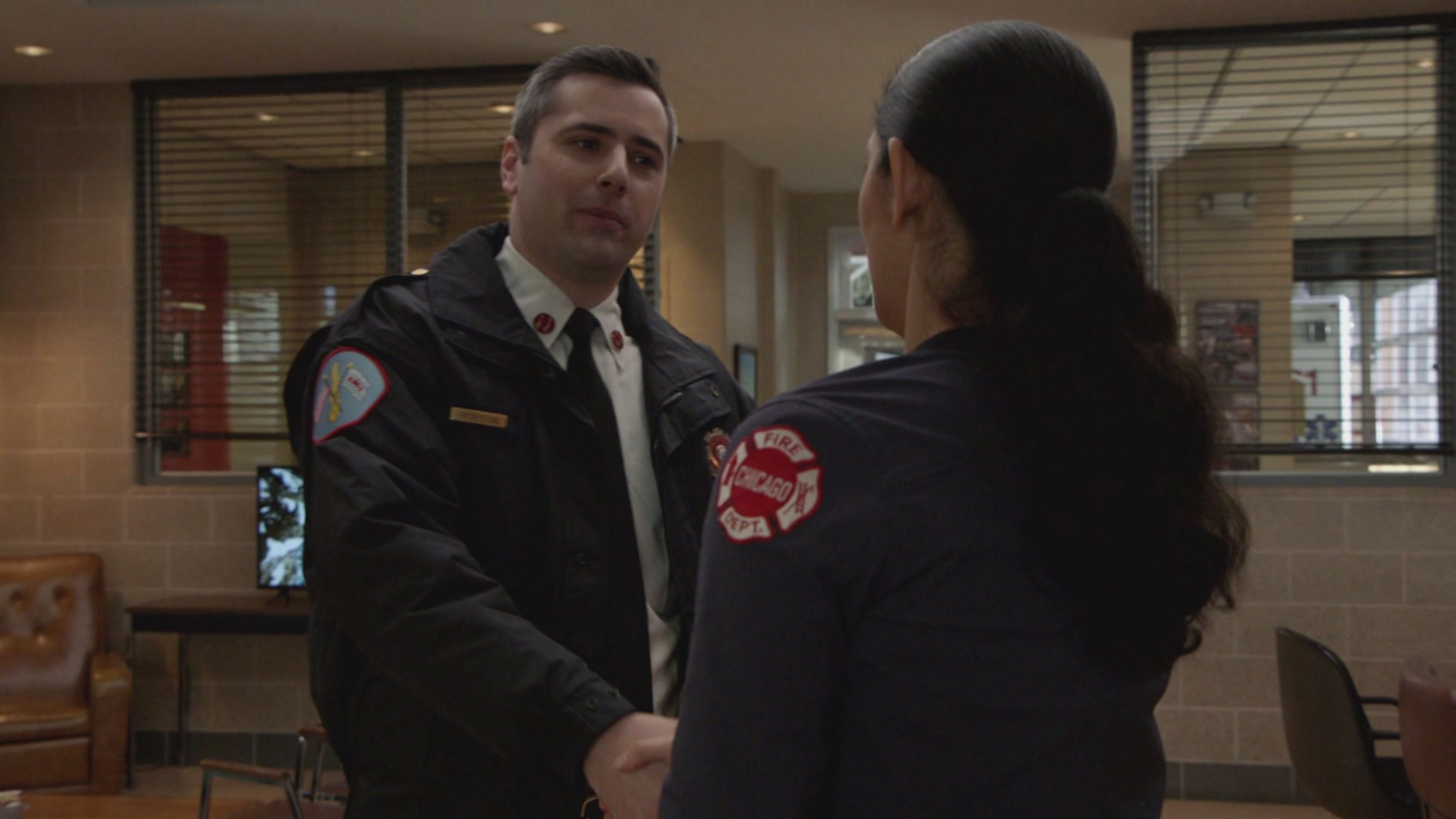 Chicago Fire 8 - S8 Ep17 La protezione del bambino