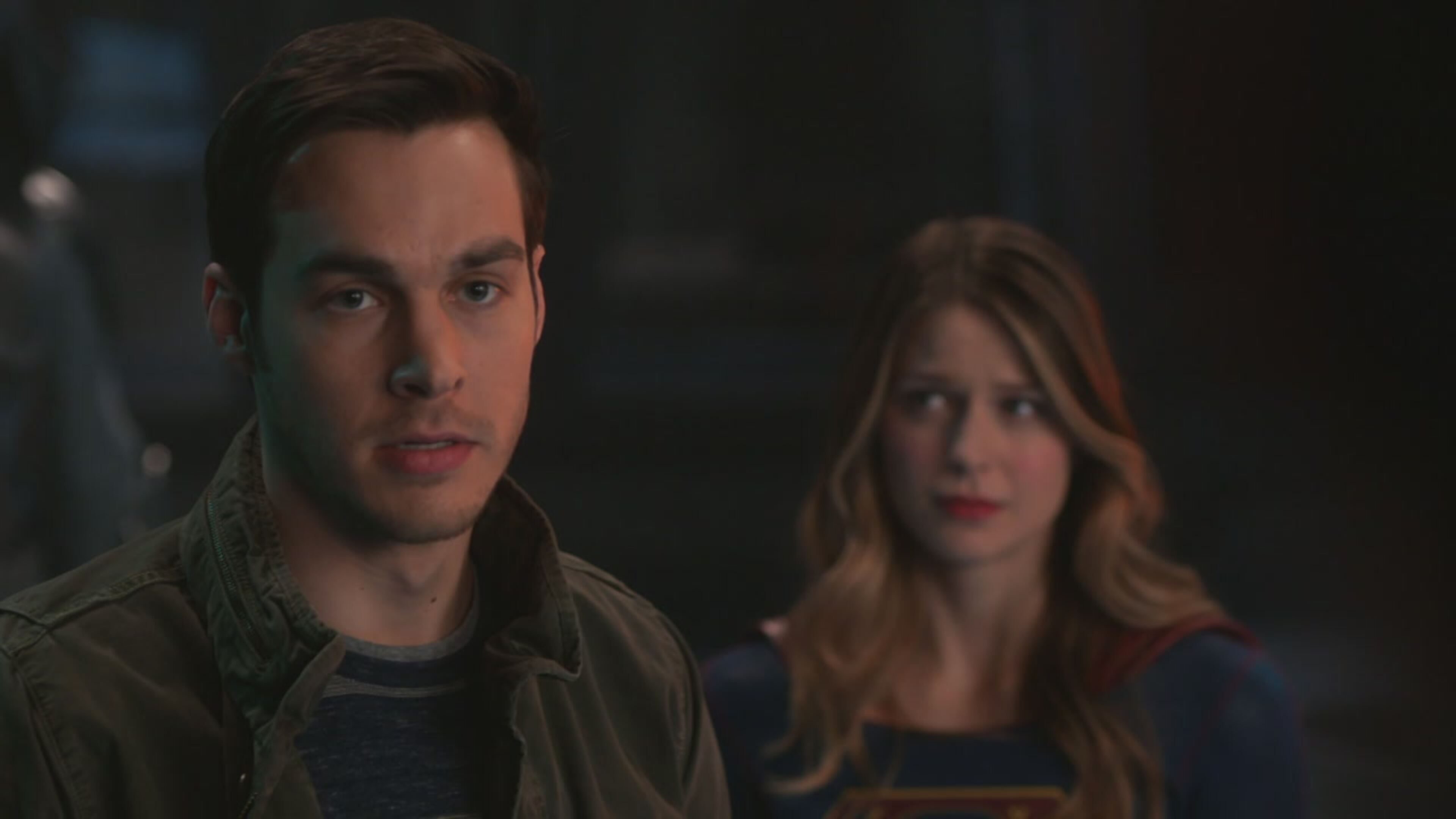 Supergirl - S2 Ep17 Sole distante