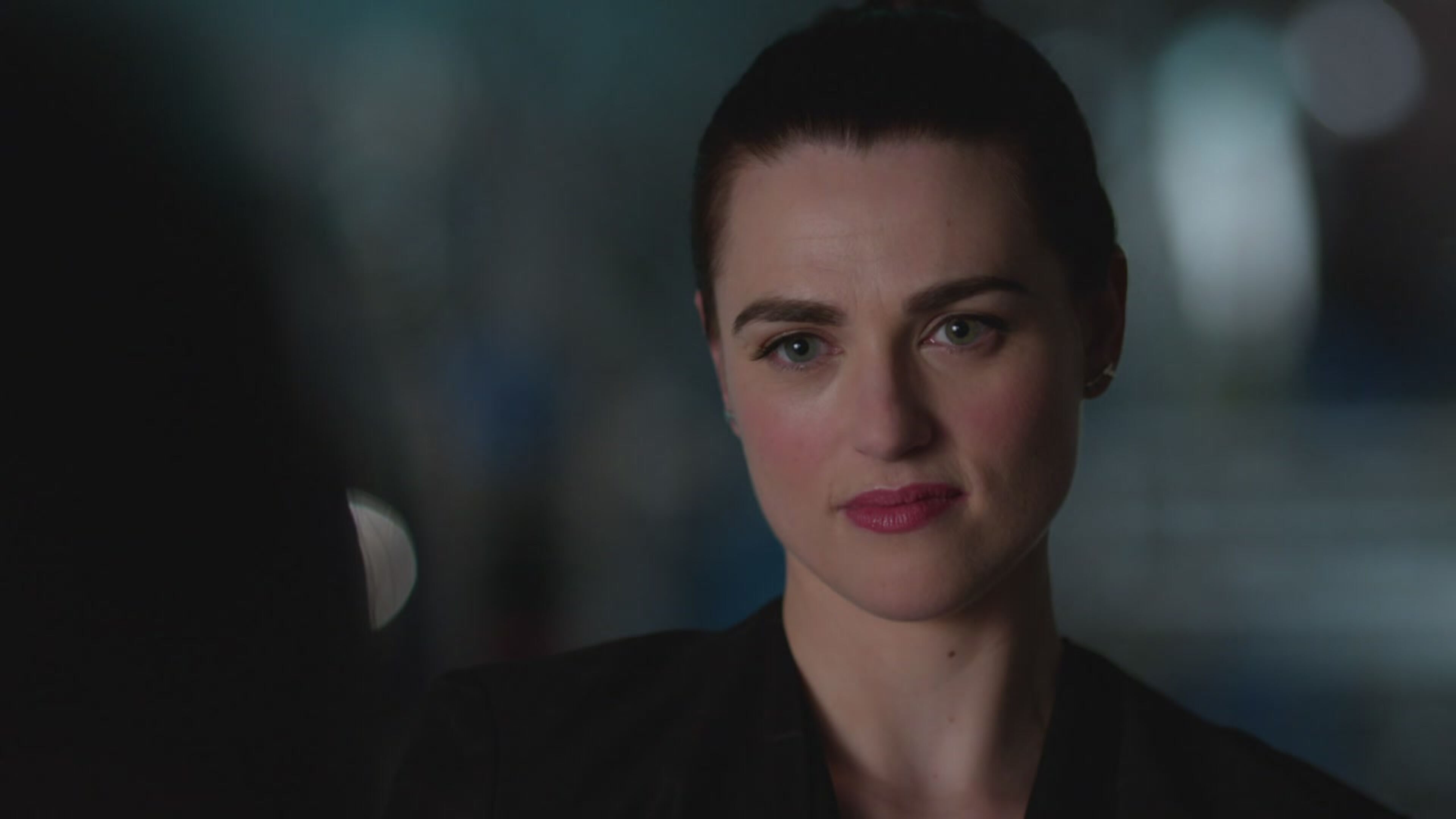 Supergirl - S2 Ep18 Biomax