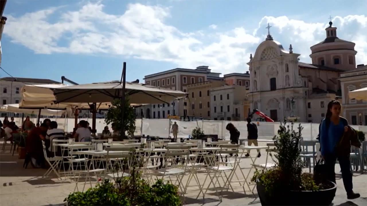 Di là dal fiume e tra gli alberi - S6E2 Versione ridotta - L'Aquila, la bellezza della rinascita