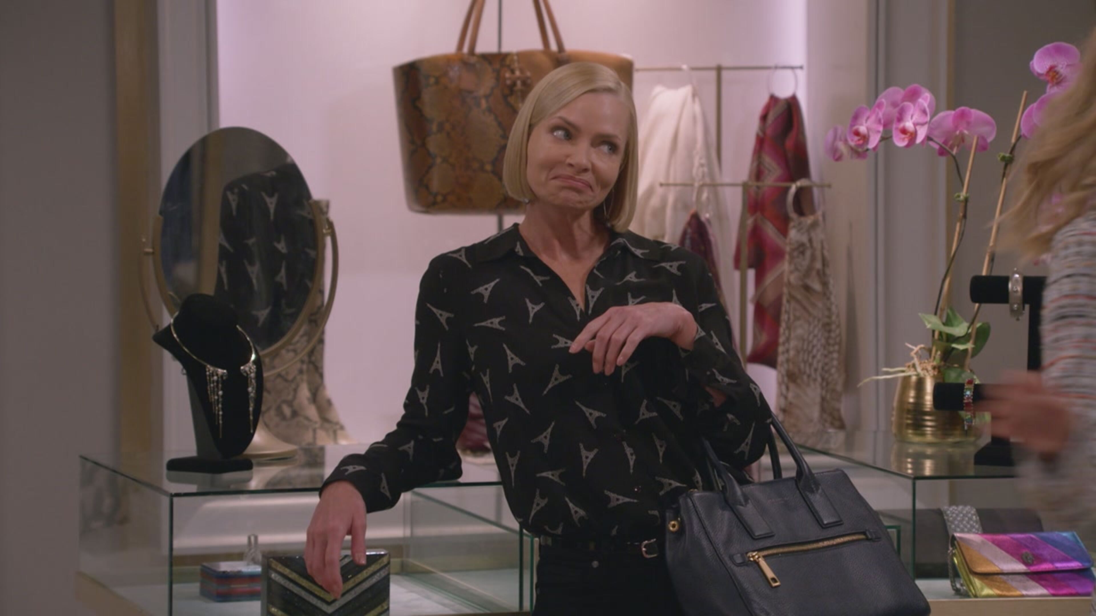 Mom 8 - S8 Ep2 Gattina innamorata e un minuscolo errorino