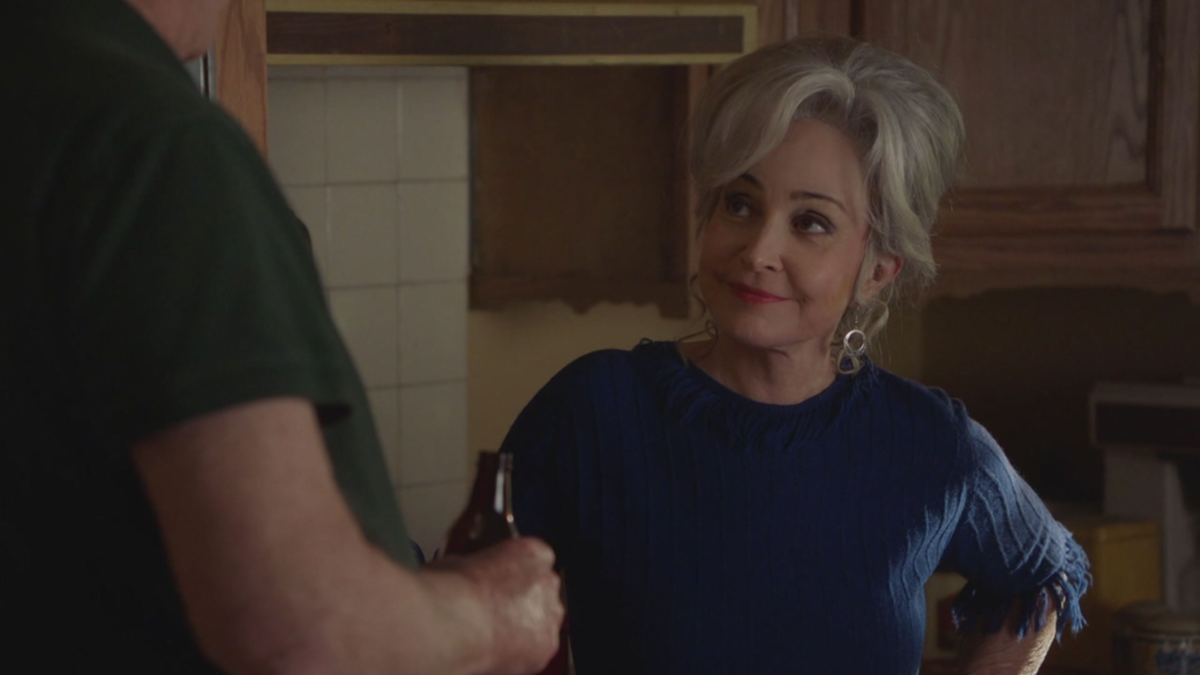 Young Sheldon 5 - S5 Ep16 Una valigia piena di contanti e una macchina da pagliacci gialla