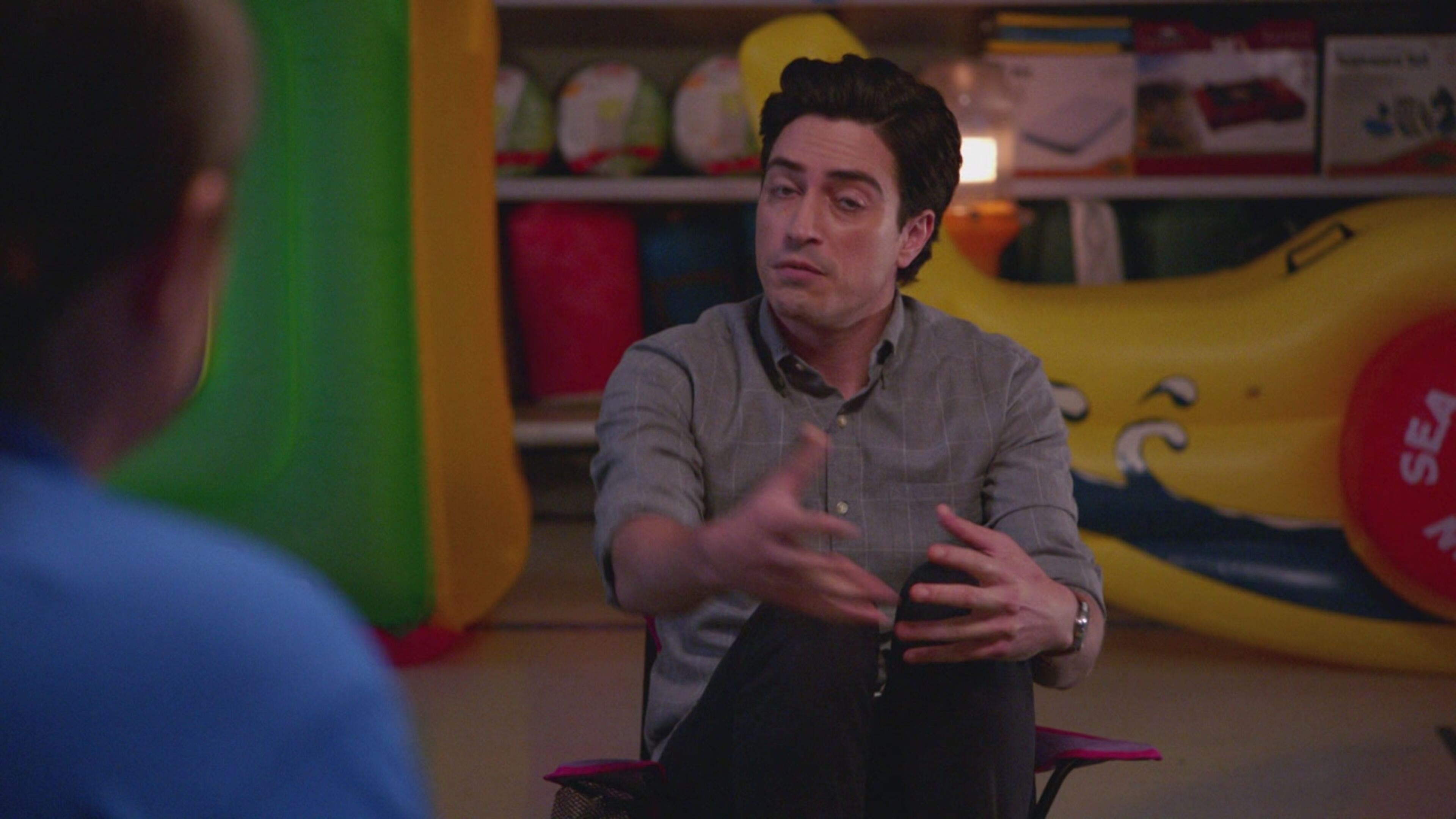 Superstore - S1 Ep9 Una notte al Cloud 9