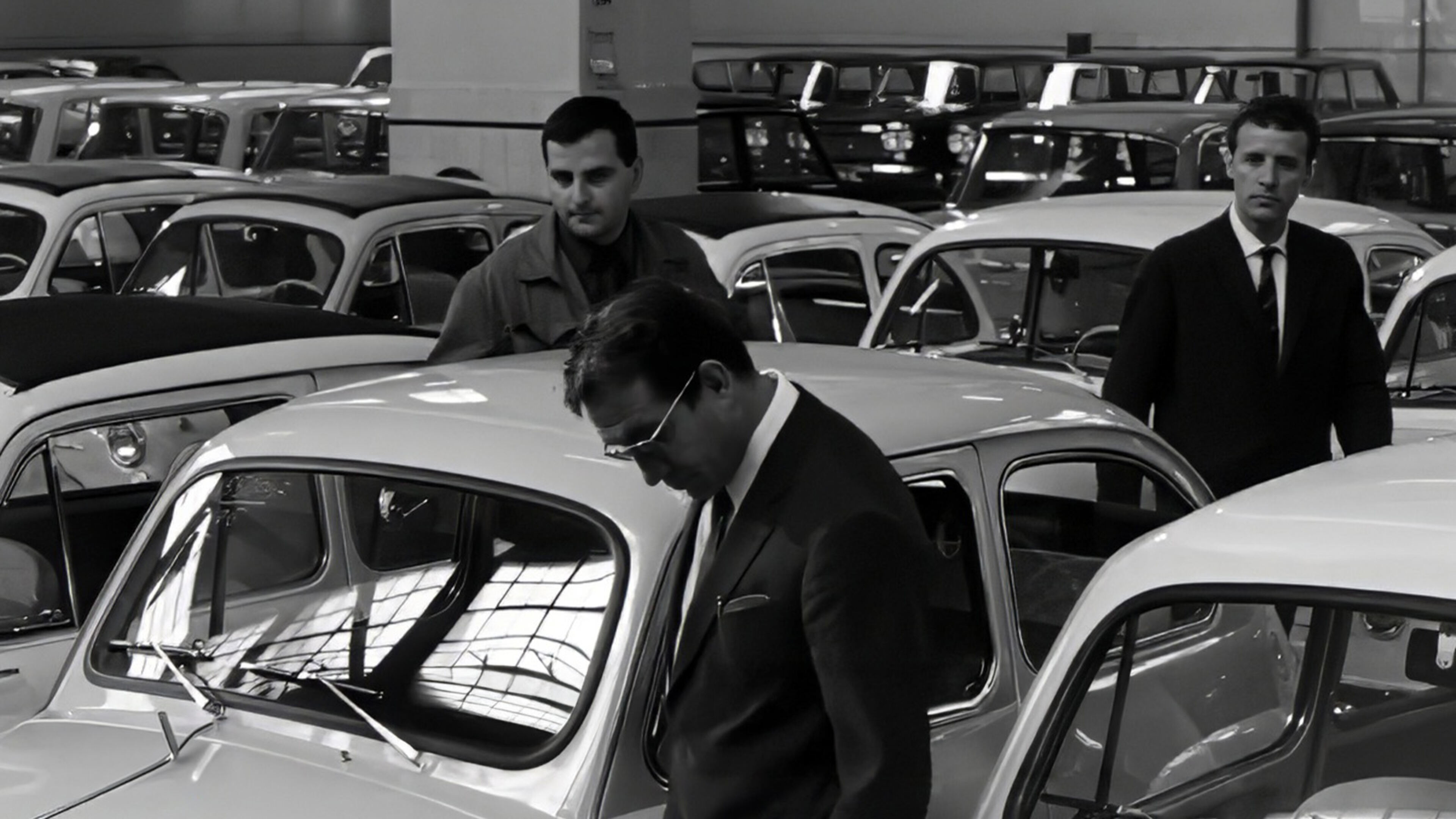 Boom: l'Italia della 600 quando ci batteva forte il cuore - ITA 2025