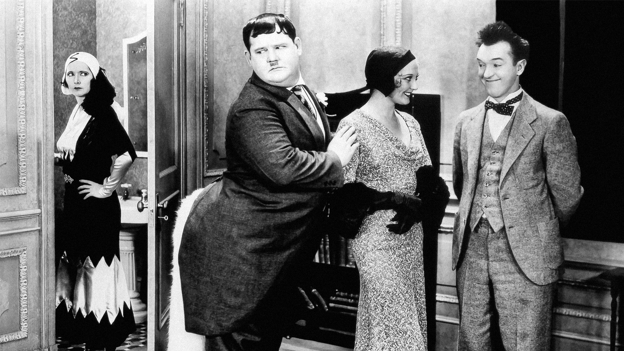 Stanlio e Ollio - Polli, tornate a casa