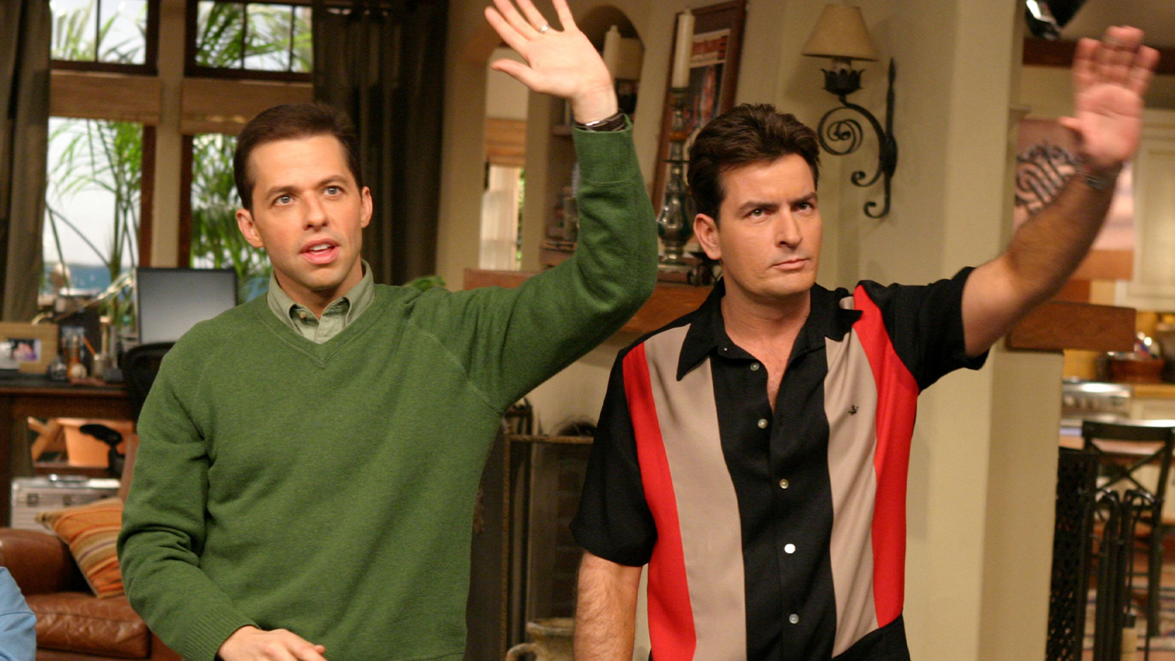 Due uomini e 1/2 - S1 Ep8 Venticinque piccole pesti