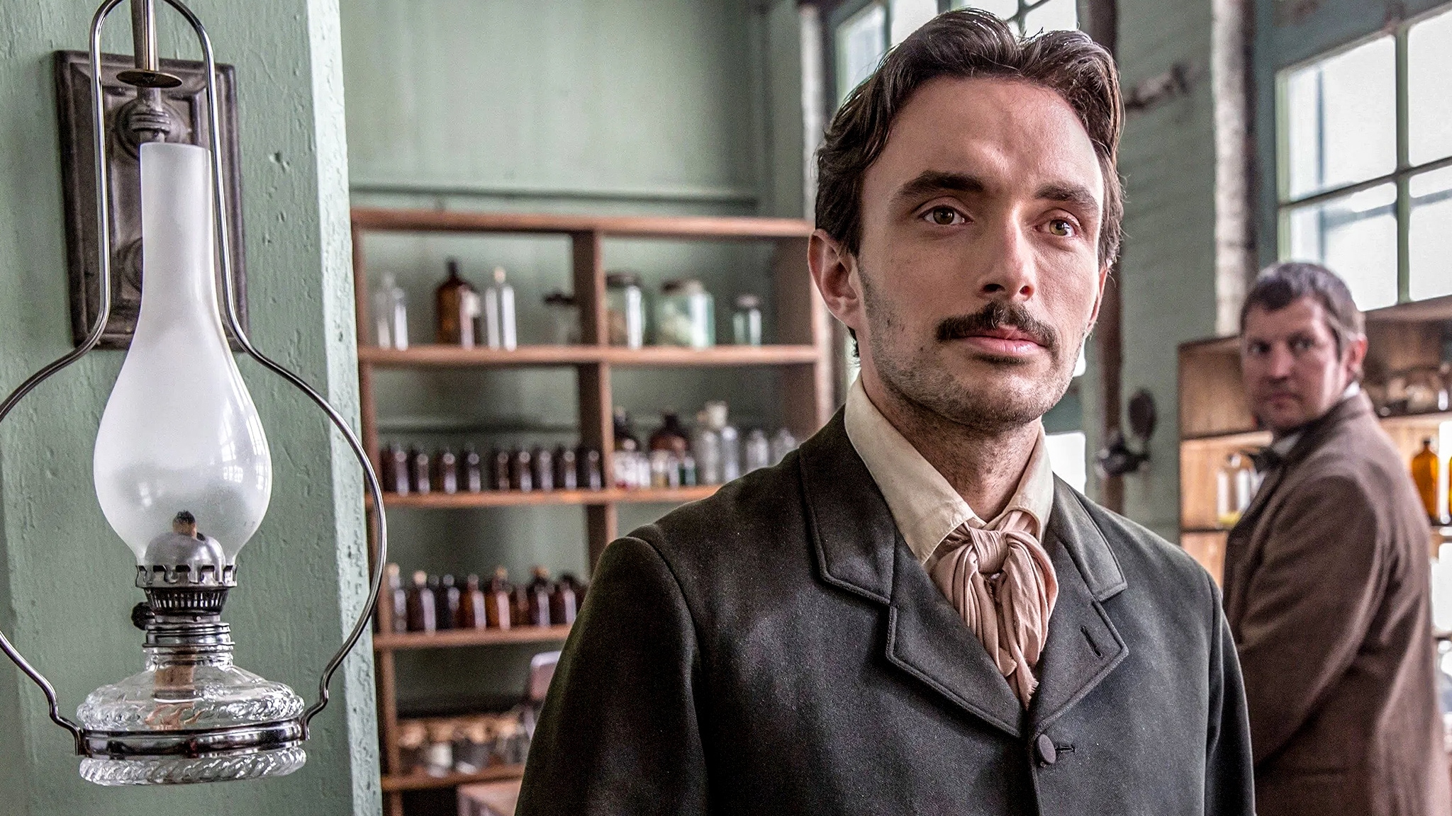 American Genius. Oppenheimer VS Heisenbe