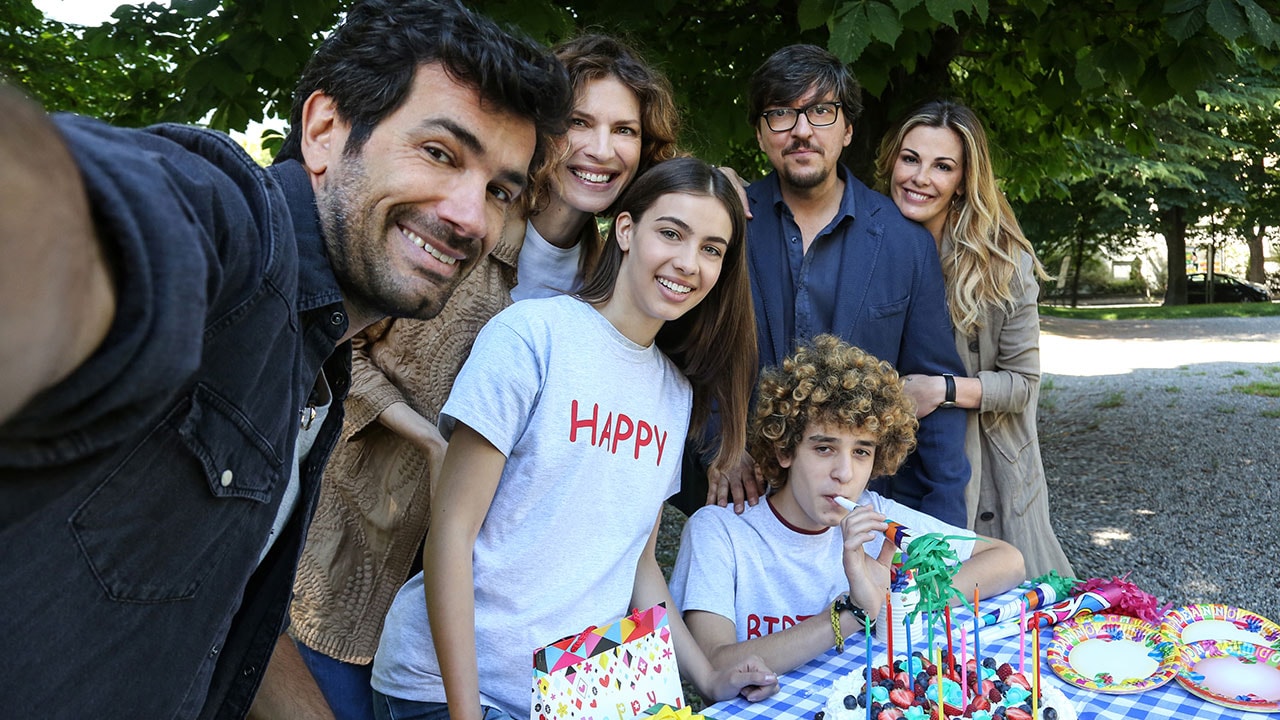 Purché finisca bene - L'amore, il sole e le altre stelle