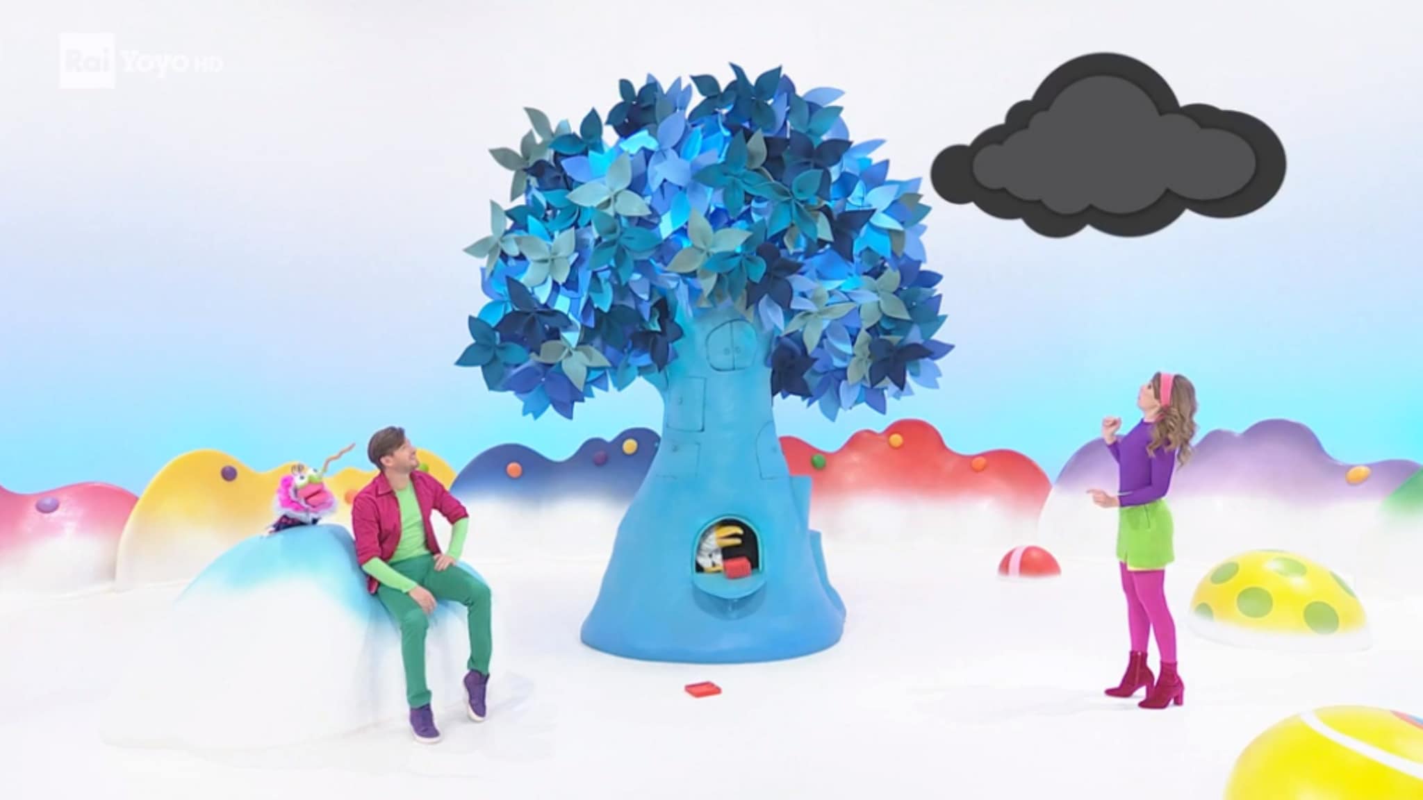 L'Albero Azzurro 2022-23 - E11 - Chi ha paura dei mostri?