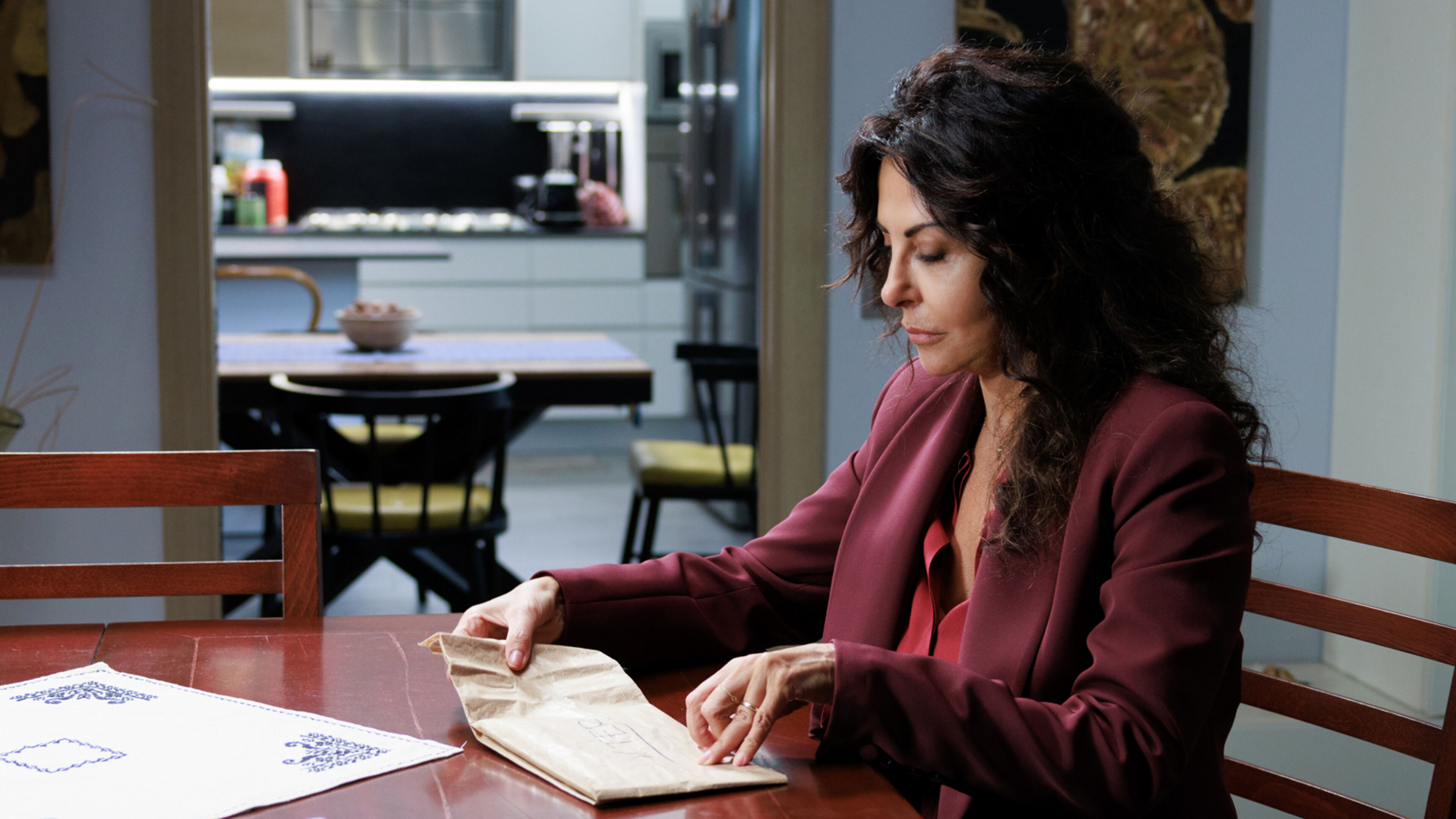 A testa alta - Il coraggio di una donna - S1 Ep2