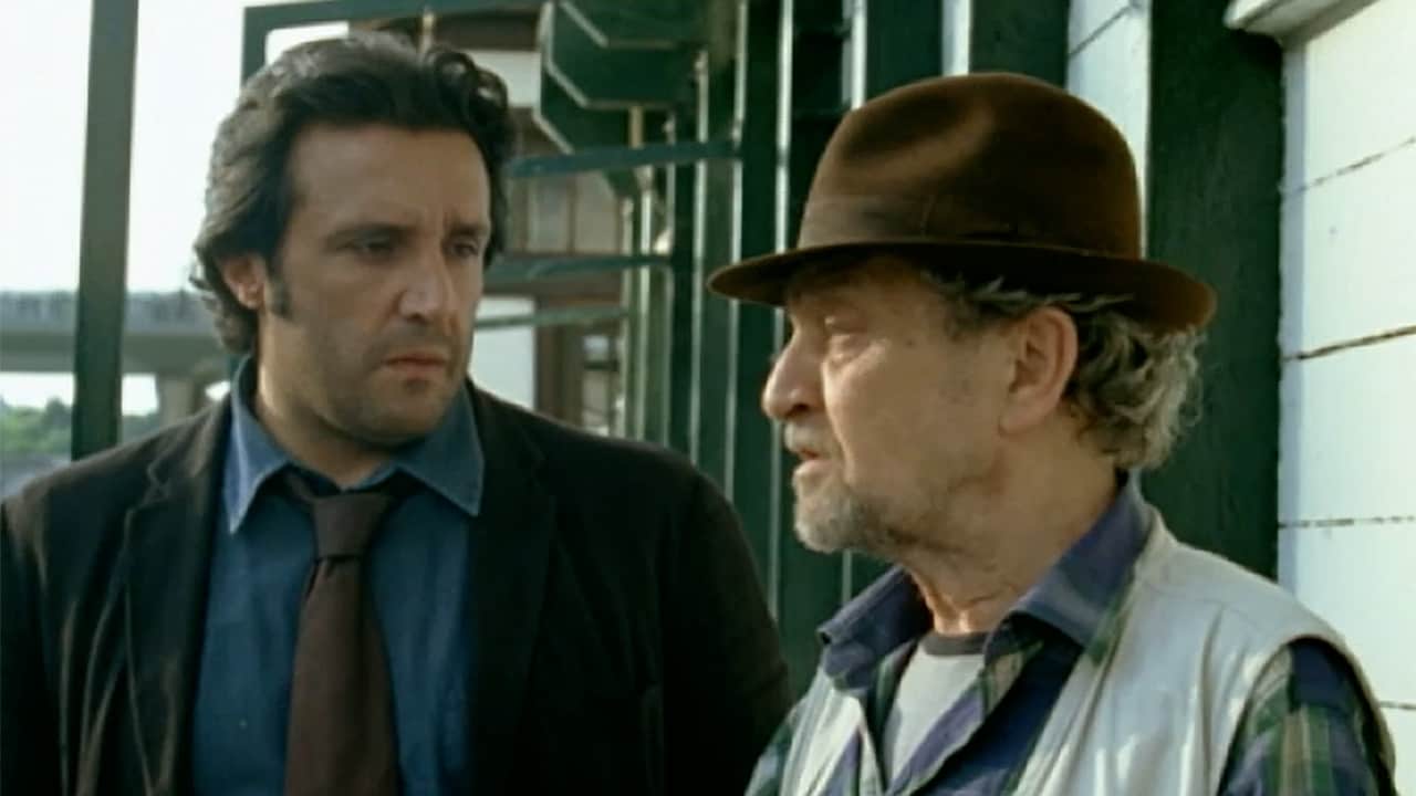 Ho sposato uno sbirro  S1E8 - Segreto di famiglia