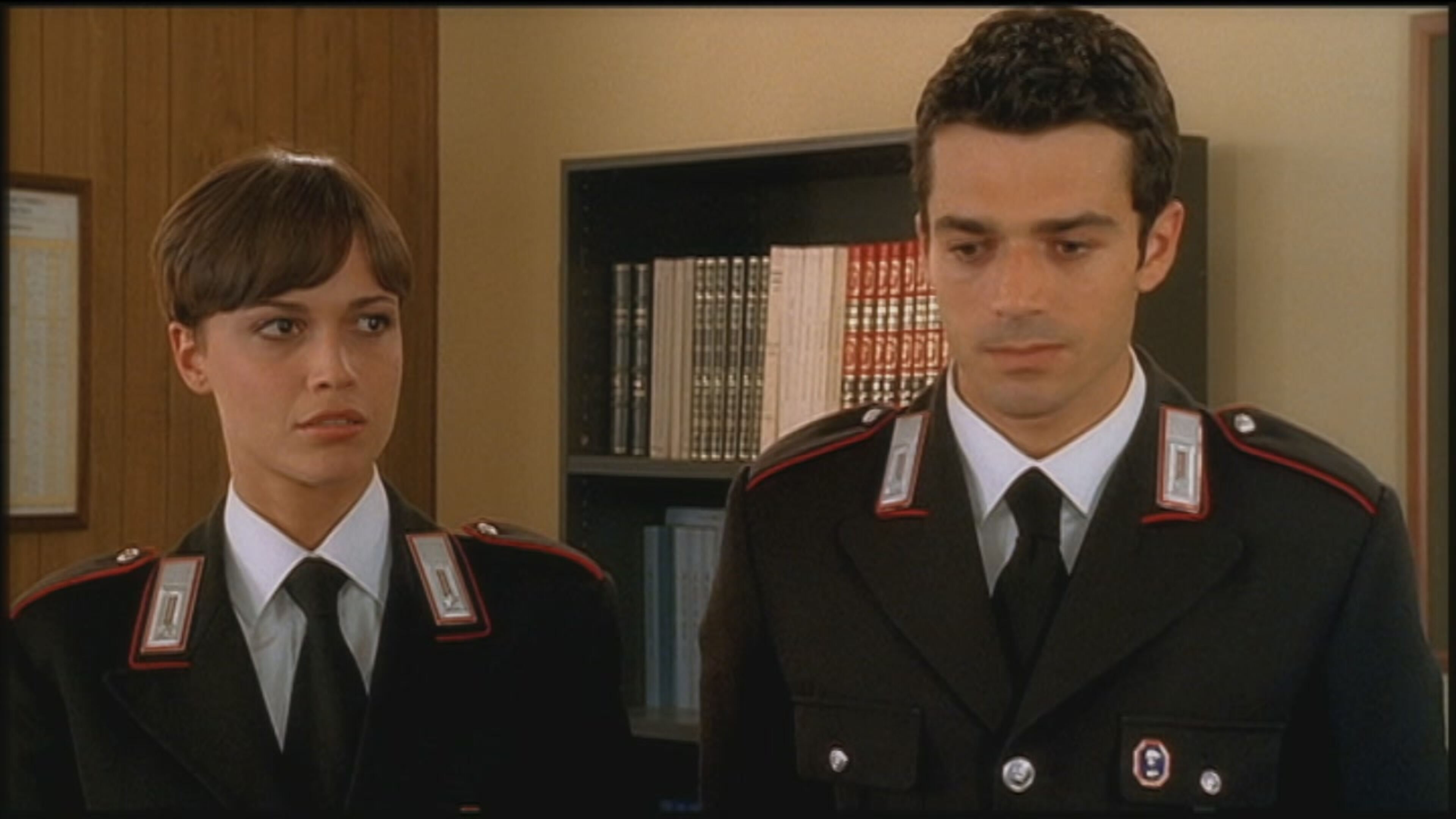 Carabinieri - S6 Ep5 Un regalo originale