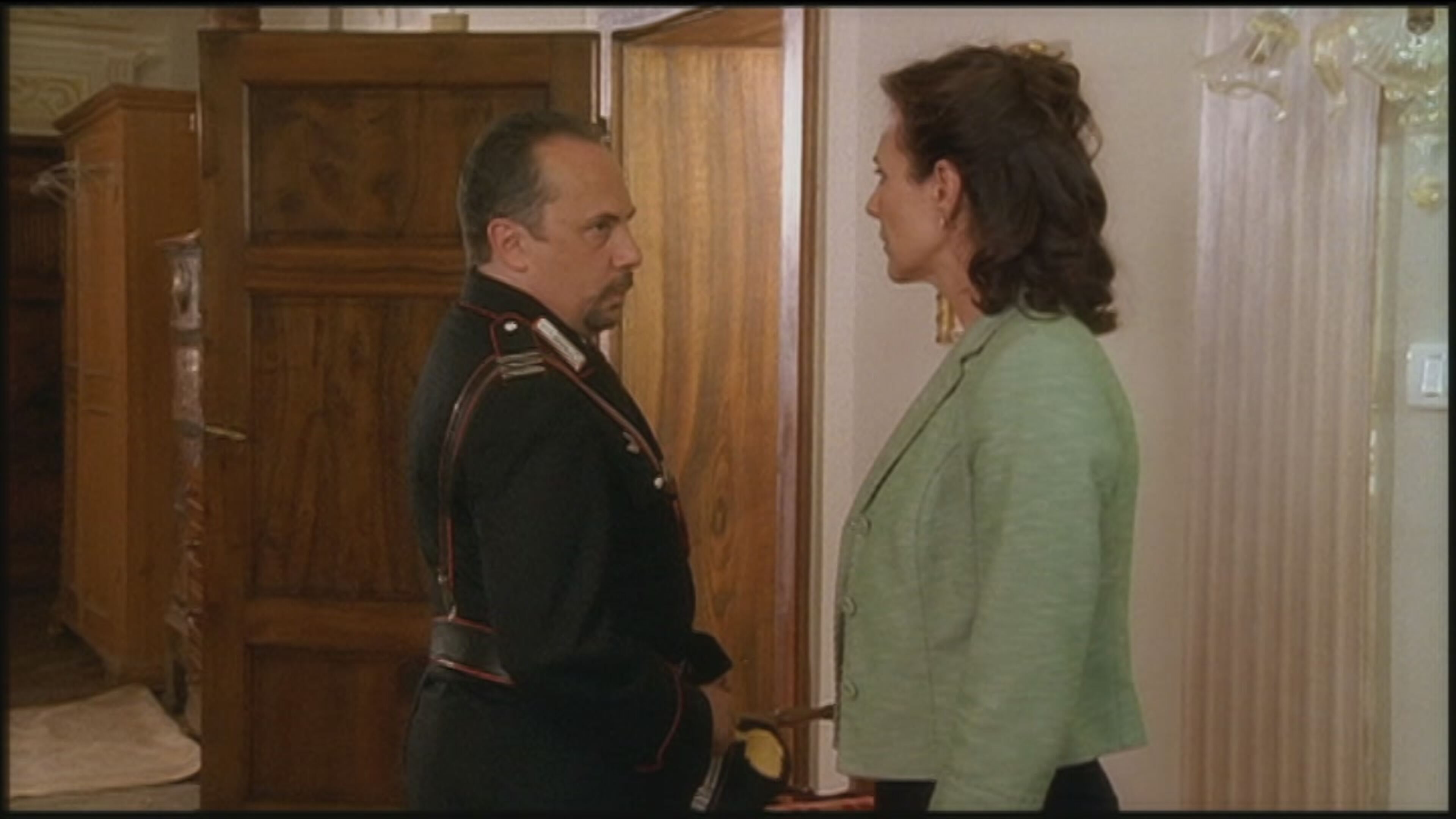 Carabinieri - S6 Ep6 Trattamento di favore