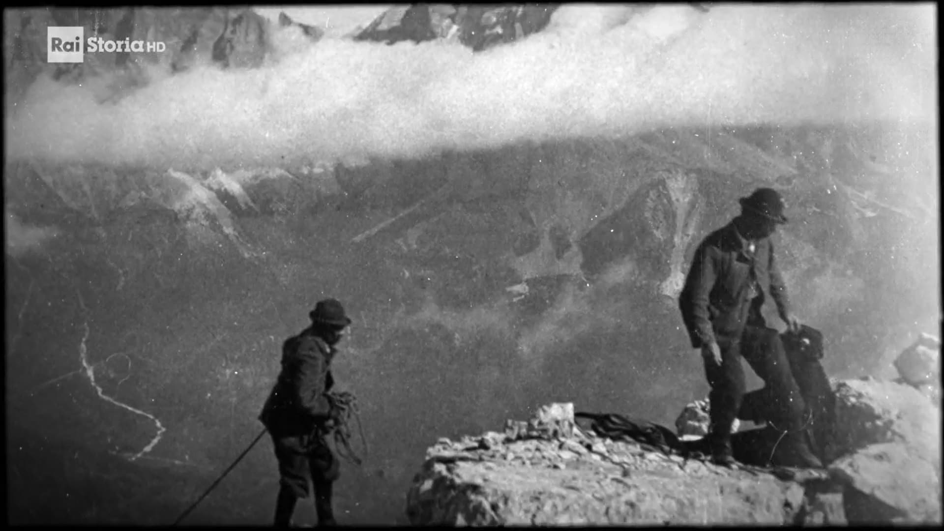 Cortina nella Grande Guerra - Montagne amate, montagne armate