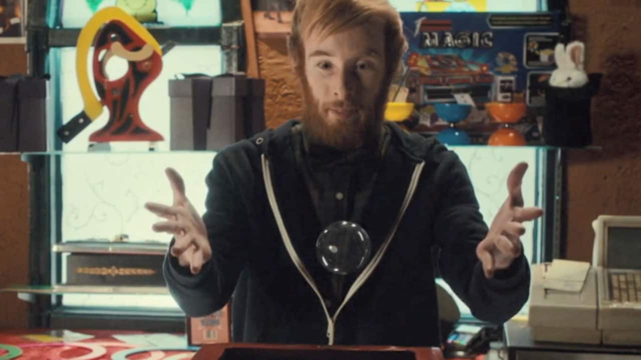 Private Eyes S1E9 - Il mago