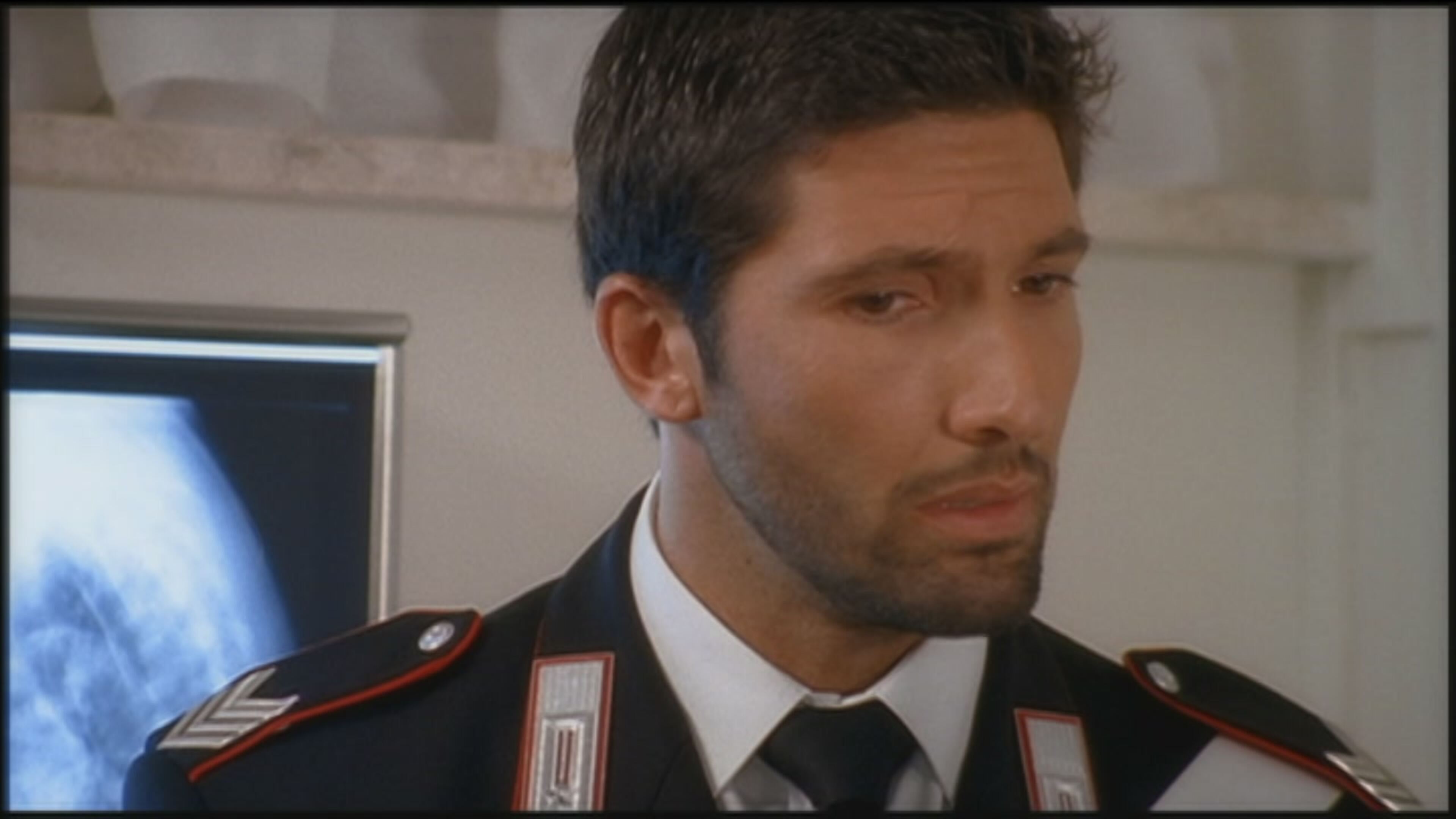 Carabinieri - S6 Ep14 Esclusi gli assenti