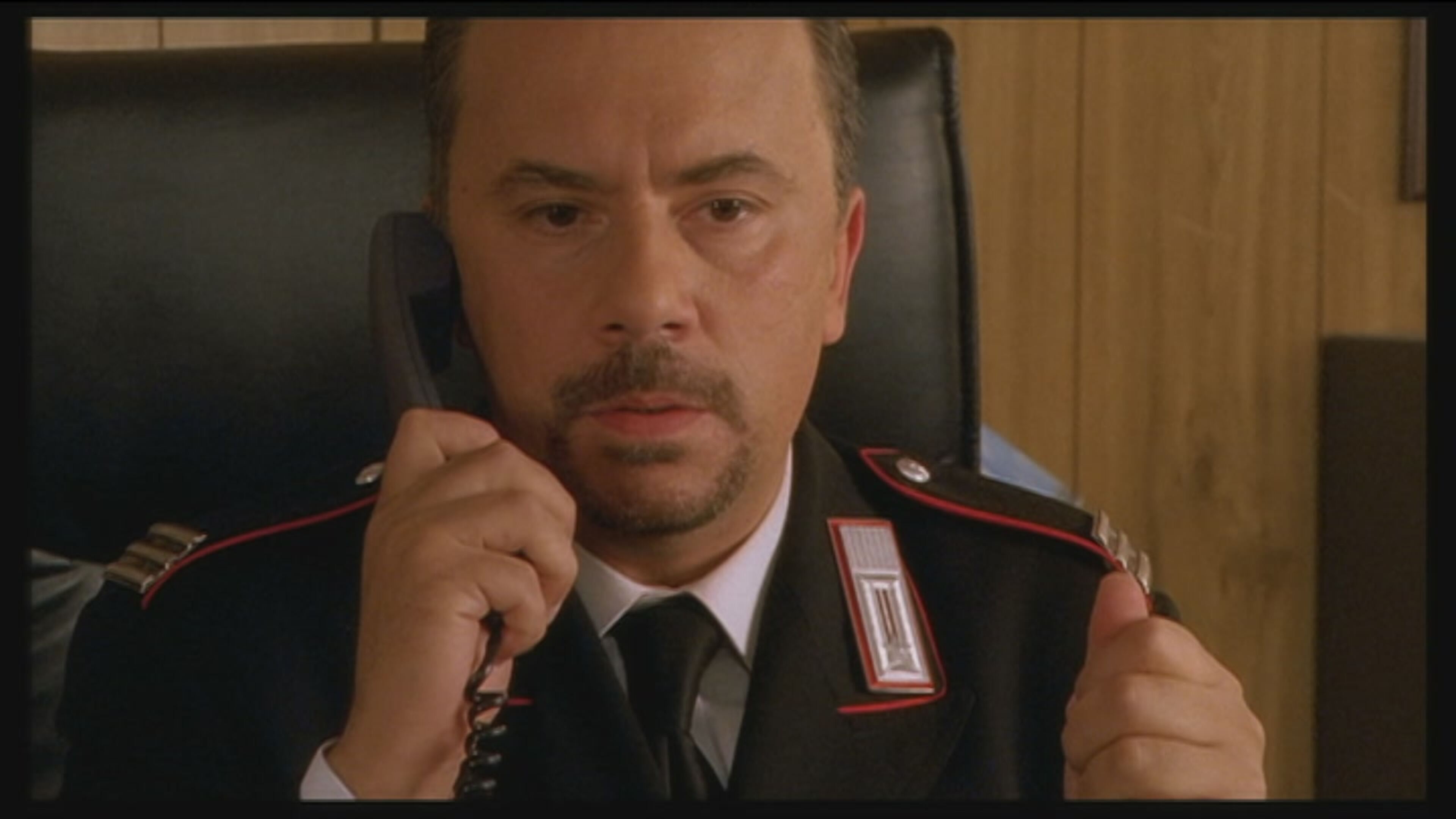 Carabinieri - S6 Ep15 La pista sbagliata