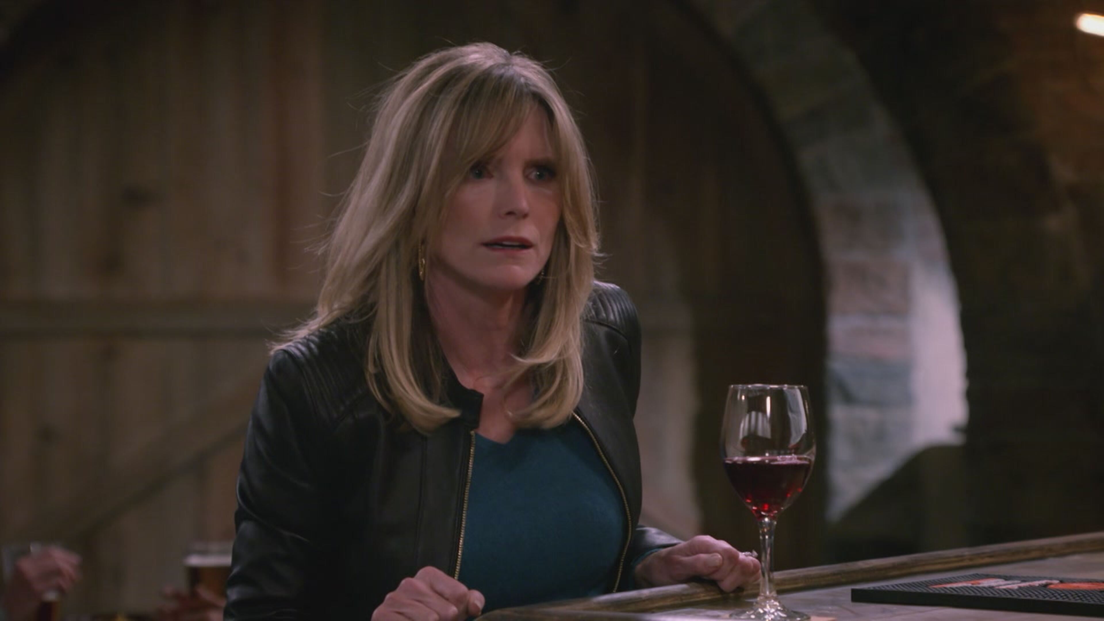 Mom - S7 Ep17 Mortadella Dan e un sarcastico no